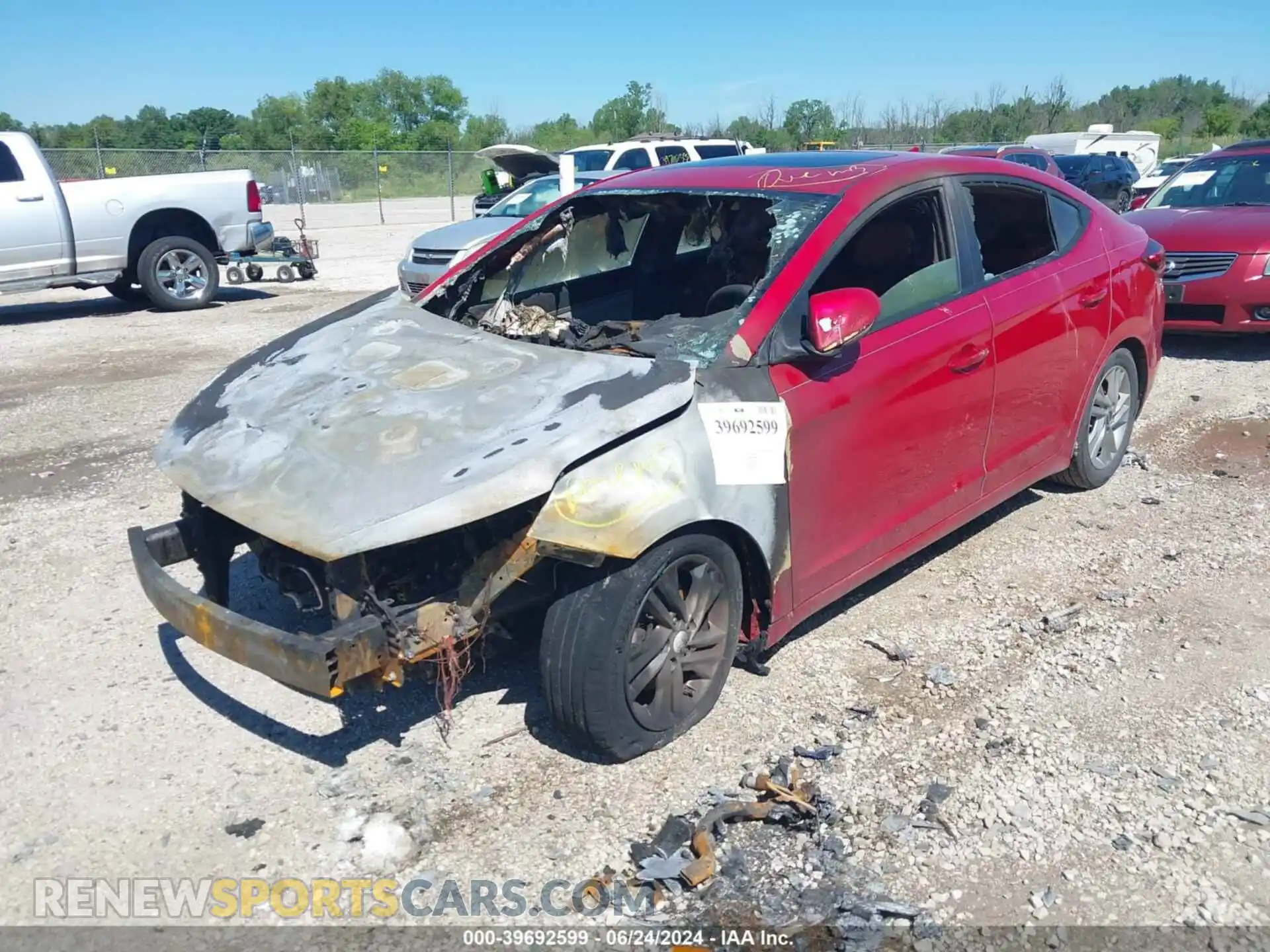 2 Photograph of a damaged car 5NPD84LF9LH552475 HYUNDAI ELANTRA 2020