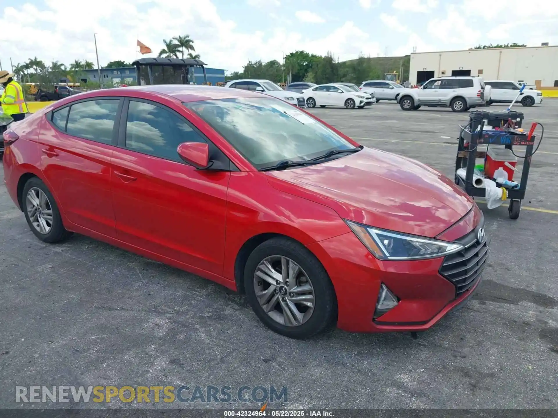 1 Photograph of a damaged car 5NPD84LF9LH555991 HYUNDAI ELANTRA 2020