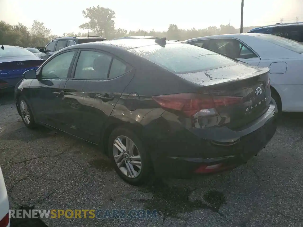 2 Photograph of a damaged car 5NPD84LF9LH562472 HYUNDAI ELANTRA 2020