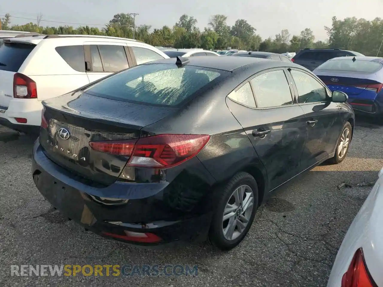 3 Photograph of a damaged car 5NPD84LF9LH562472 HYUNDAI ELANTRA 2020