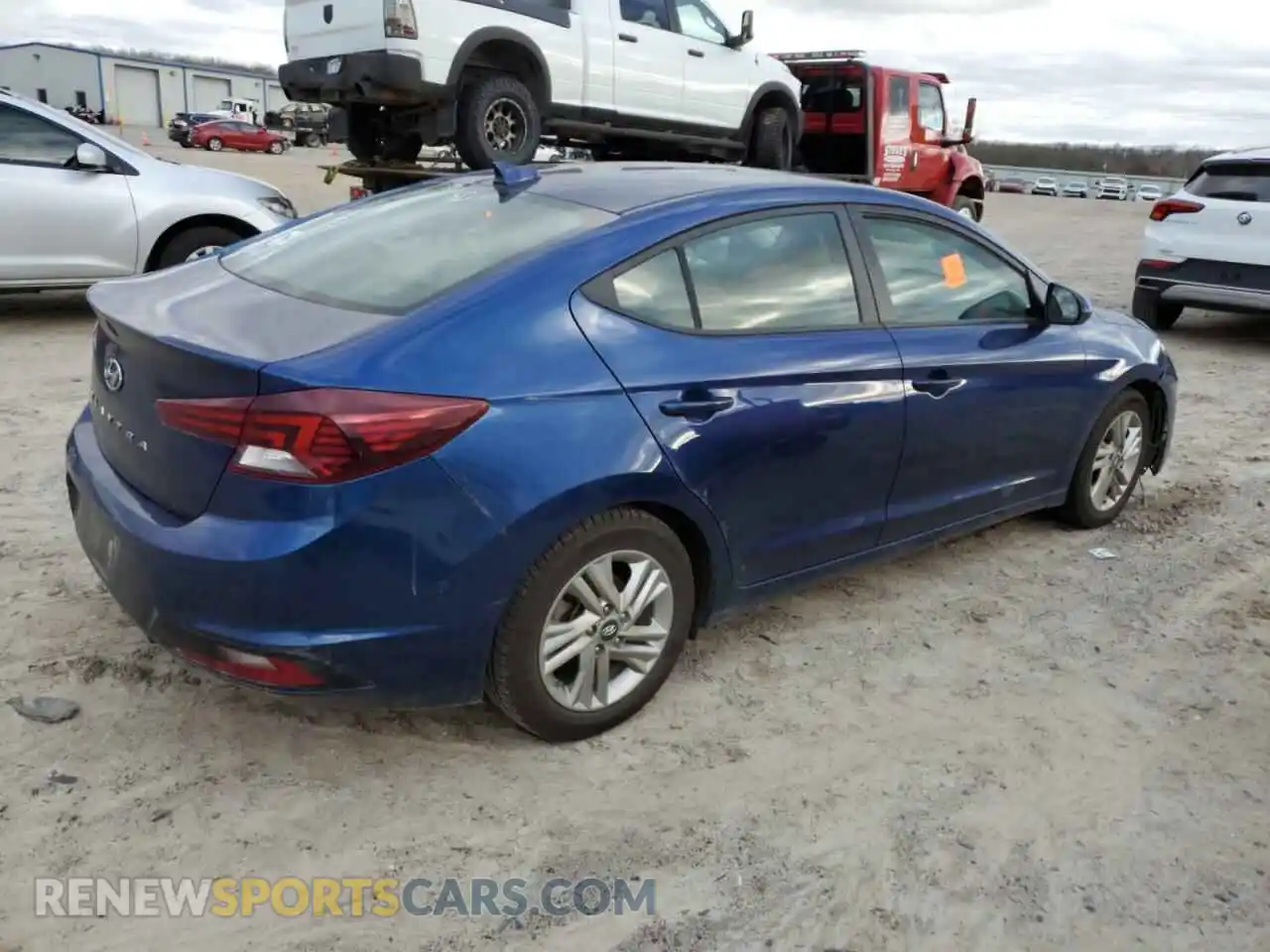 3 Фотография поврежденного автомобиля 5NPD84LF9LH576002 HYUNDAI ELANTRA 2020