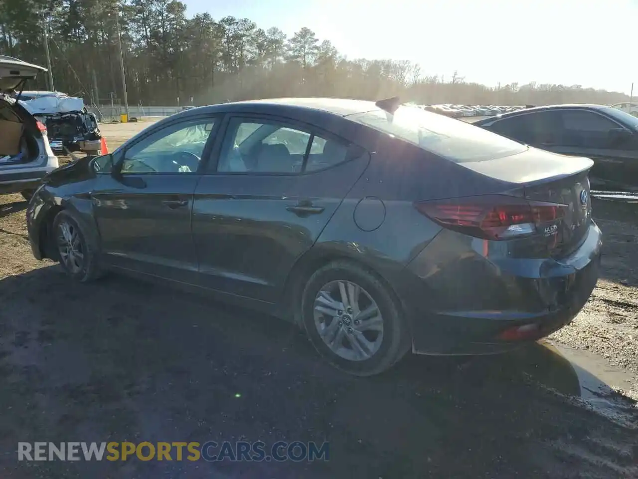 2 Photograph of a damaged car 5NPD84LF9LH586674 HYUNDAI ELANTRA 2020