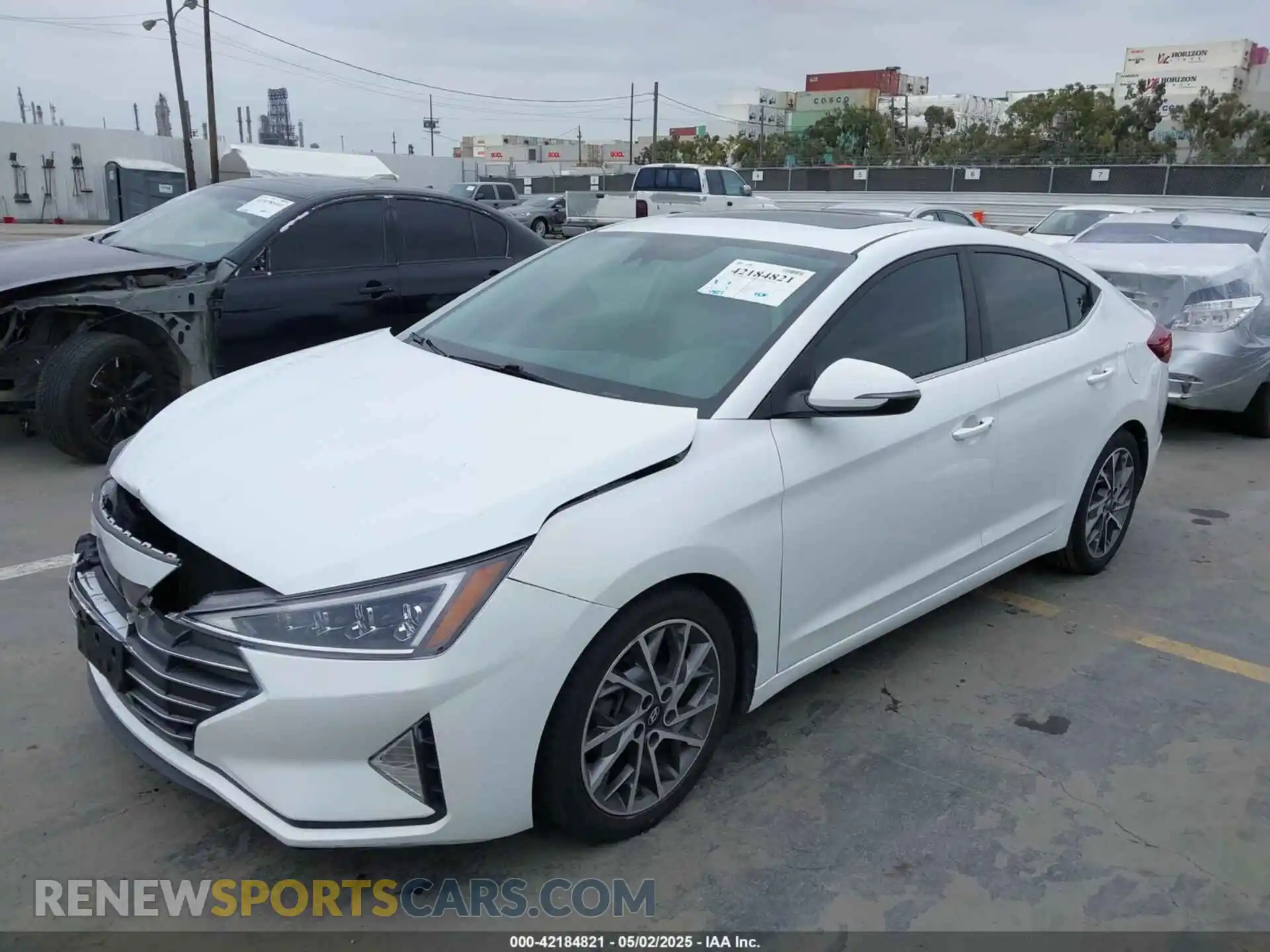 2 Photograph of a damaged car 5NPD84LF9LH607975 HYUNDAI ELANTRA 2020
