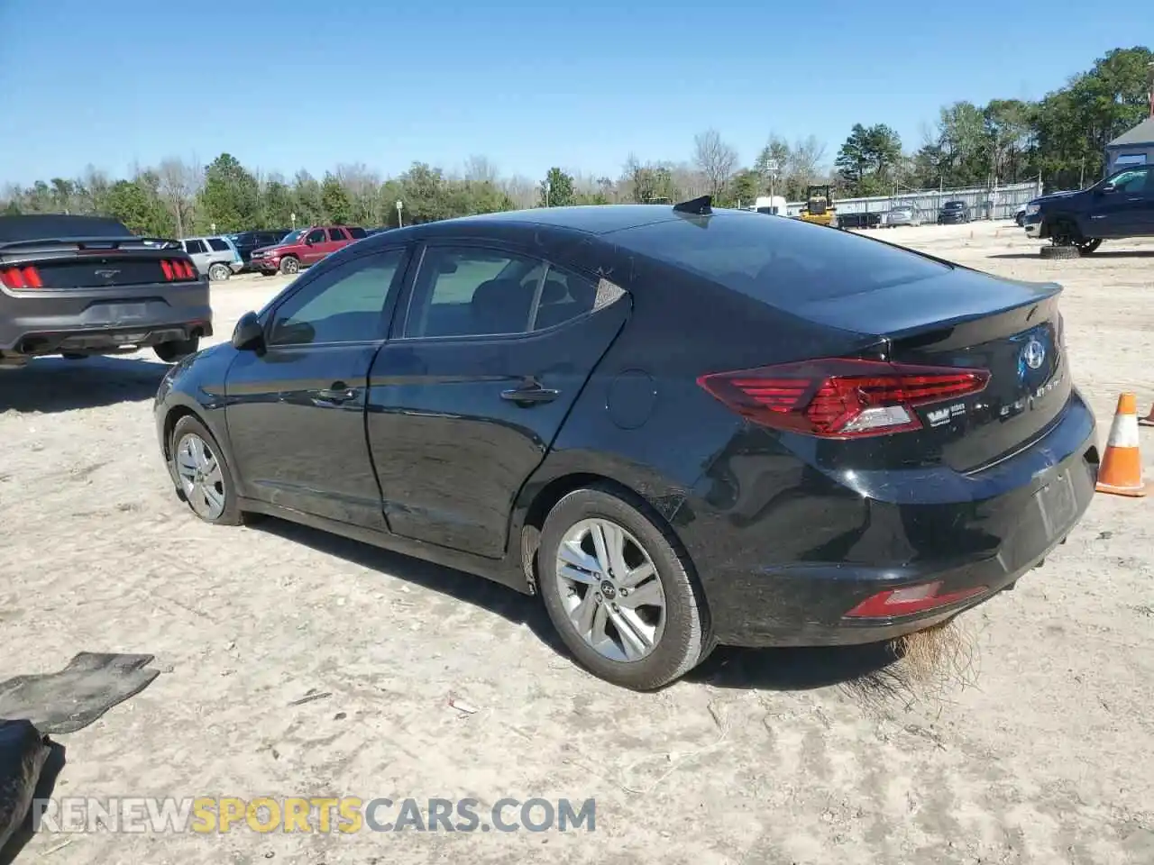 2 Photograph of a damaged car 5NPD84LF9LH608639 HYUNDAI ELANTRA 2020