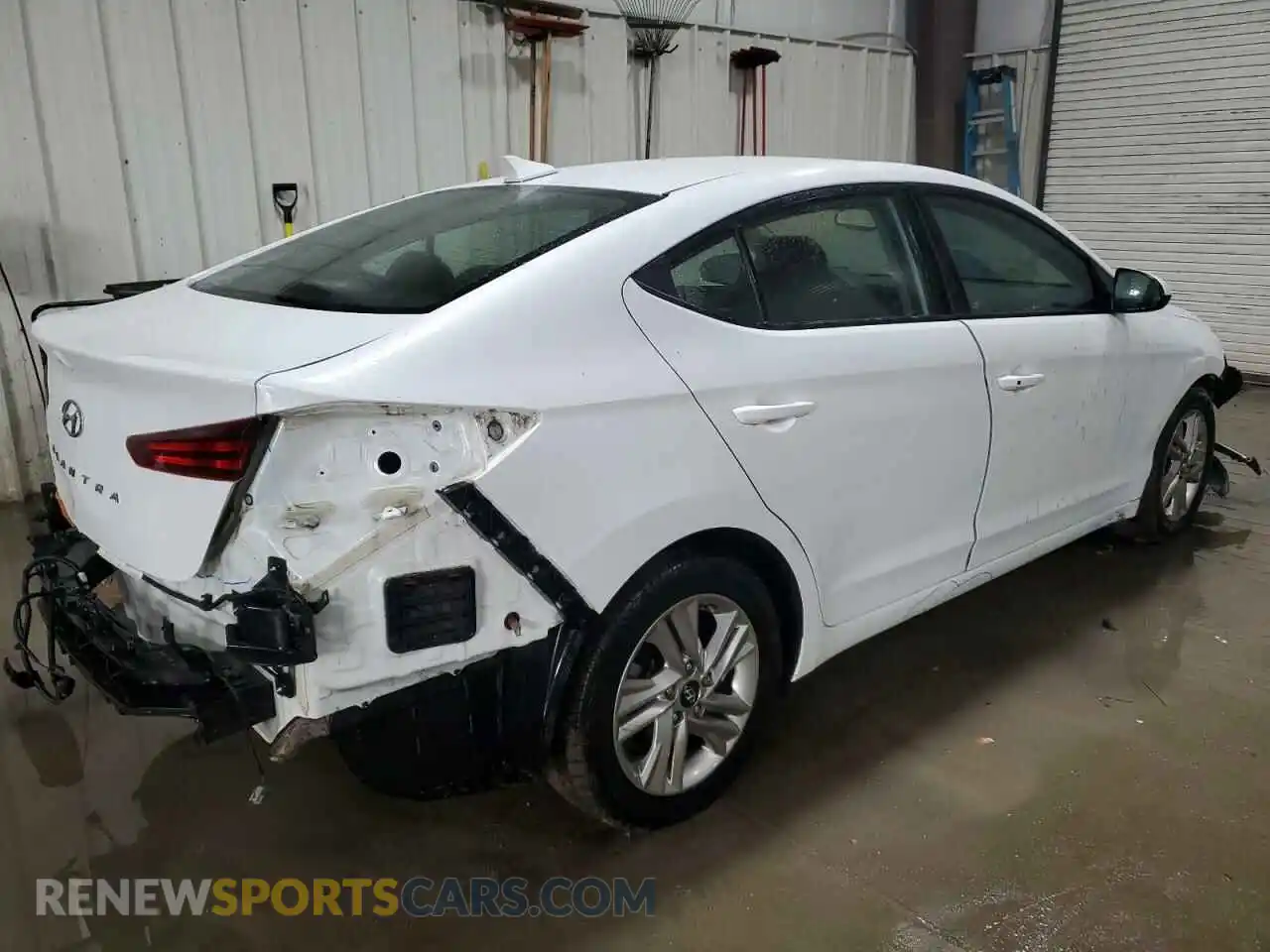 3 Photograph of a damaged car 5NPD84LFXLH521395 HYUNDAI ELANTRA 2020