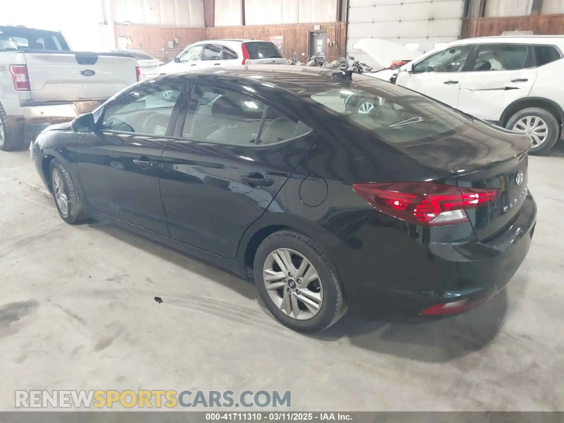 3 Photograph of a damaged car 5NPD84LFXLH528668 HYUNDAI ELANTRA 2020
