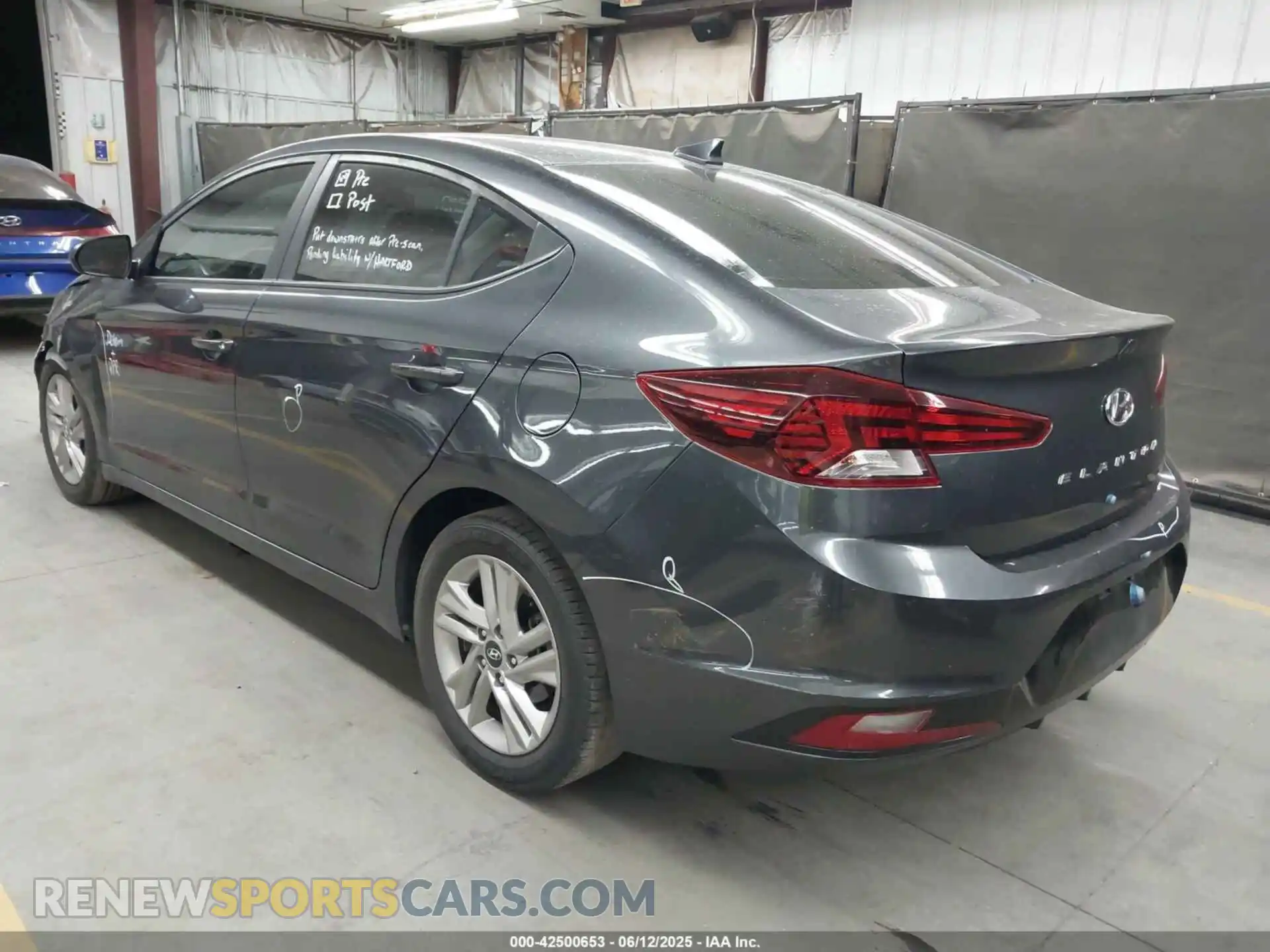 3 Photograph of a damaged car 5NPD84LFXLH559967 HYUNDAI ELANTRA 2020