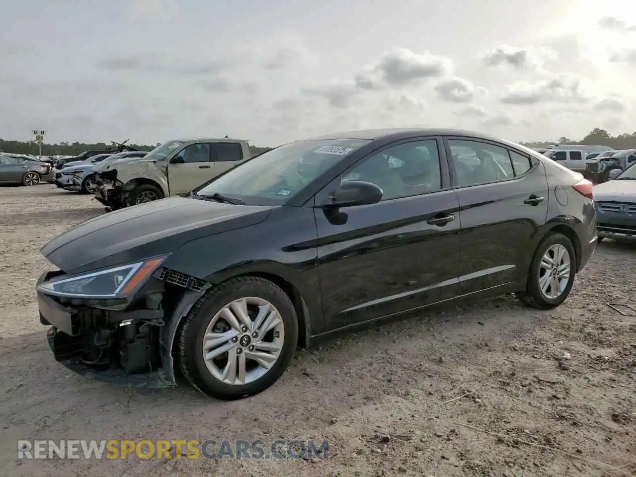 1 Photograph of a damaged car 5NPD84LFXLH575473 HYUNDAI ELANTRA 2020