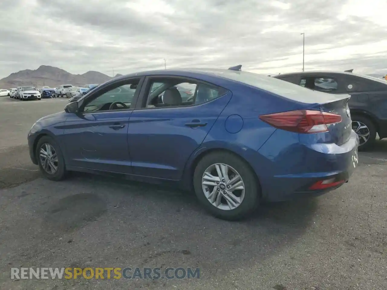 2 Photograph of a damaged car 5NPD84LFXLH575862 HYUNDAI ELANTRA 2020