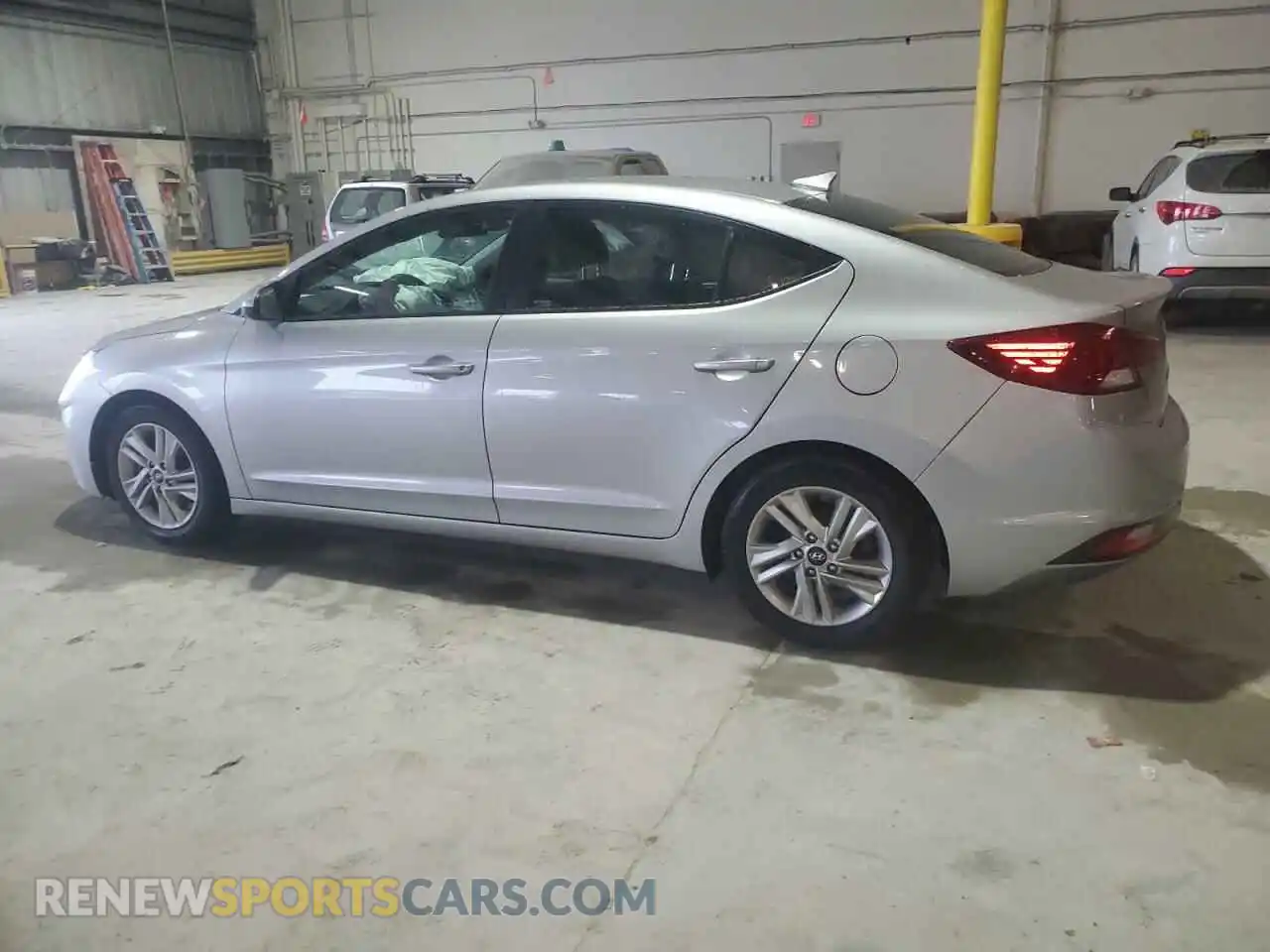 2 Photograph of a damaged car 5NPD84LFXLH578745 HYUNDAI ELANTRA 2020