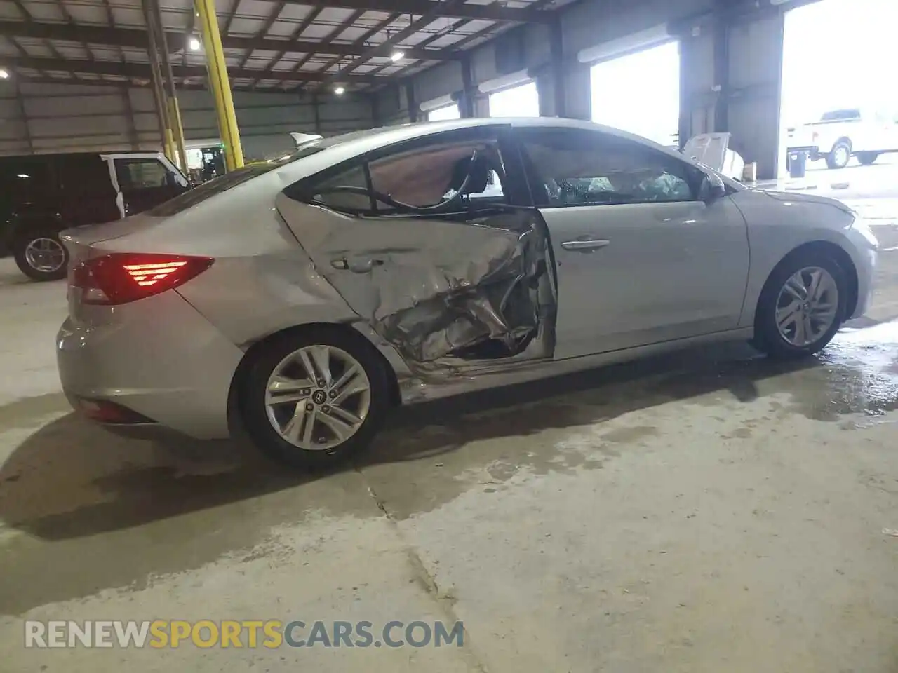 3 Photograph of a damaged car 5NPD84LFXLH578745 HYUNDAI ELANTRA 2020
