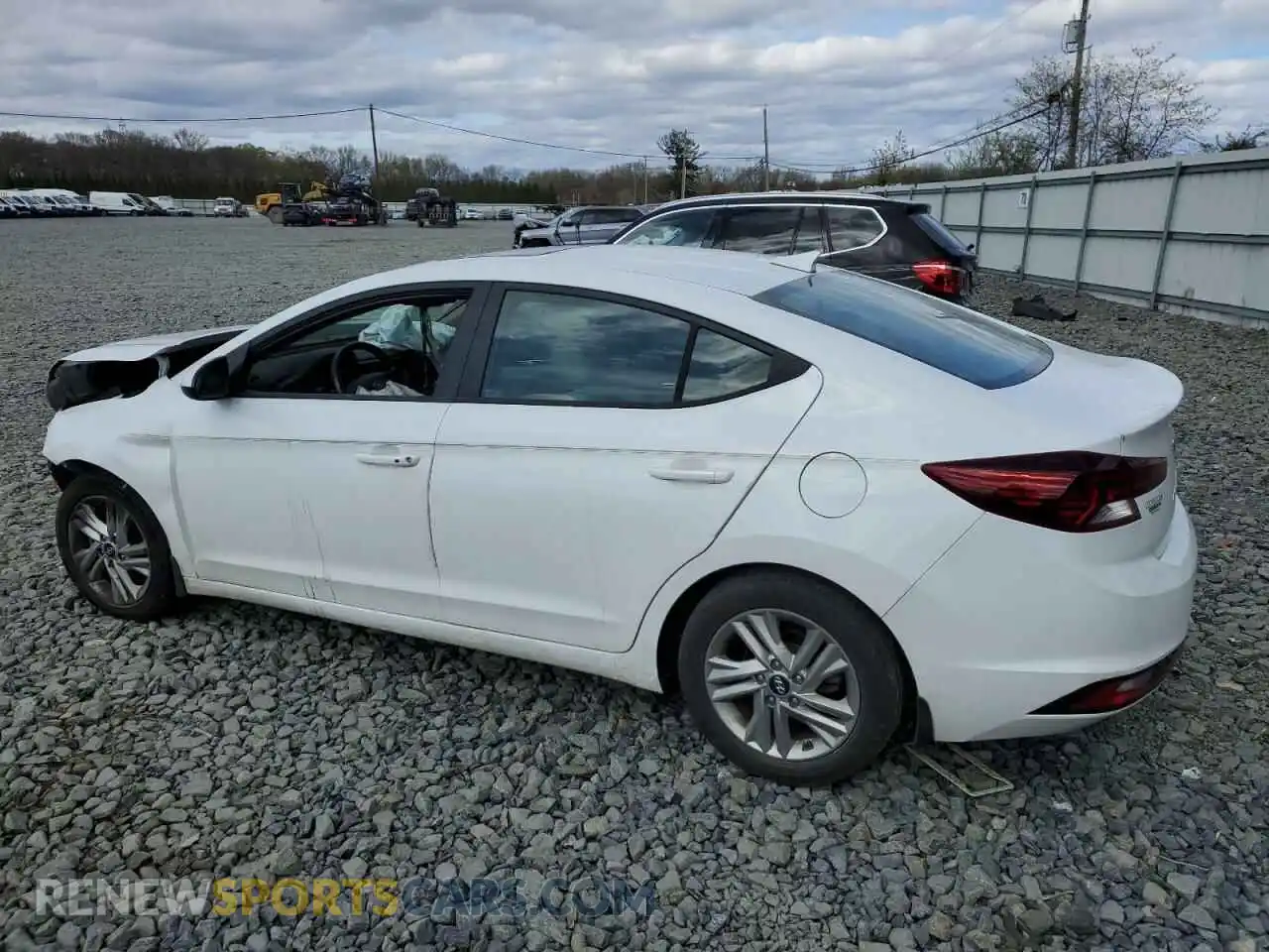 2 Photograph of a damaged car 5NPD84LFXLH612697 HYUNDAI ELANTRA 2020
