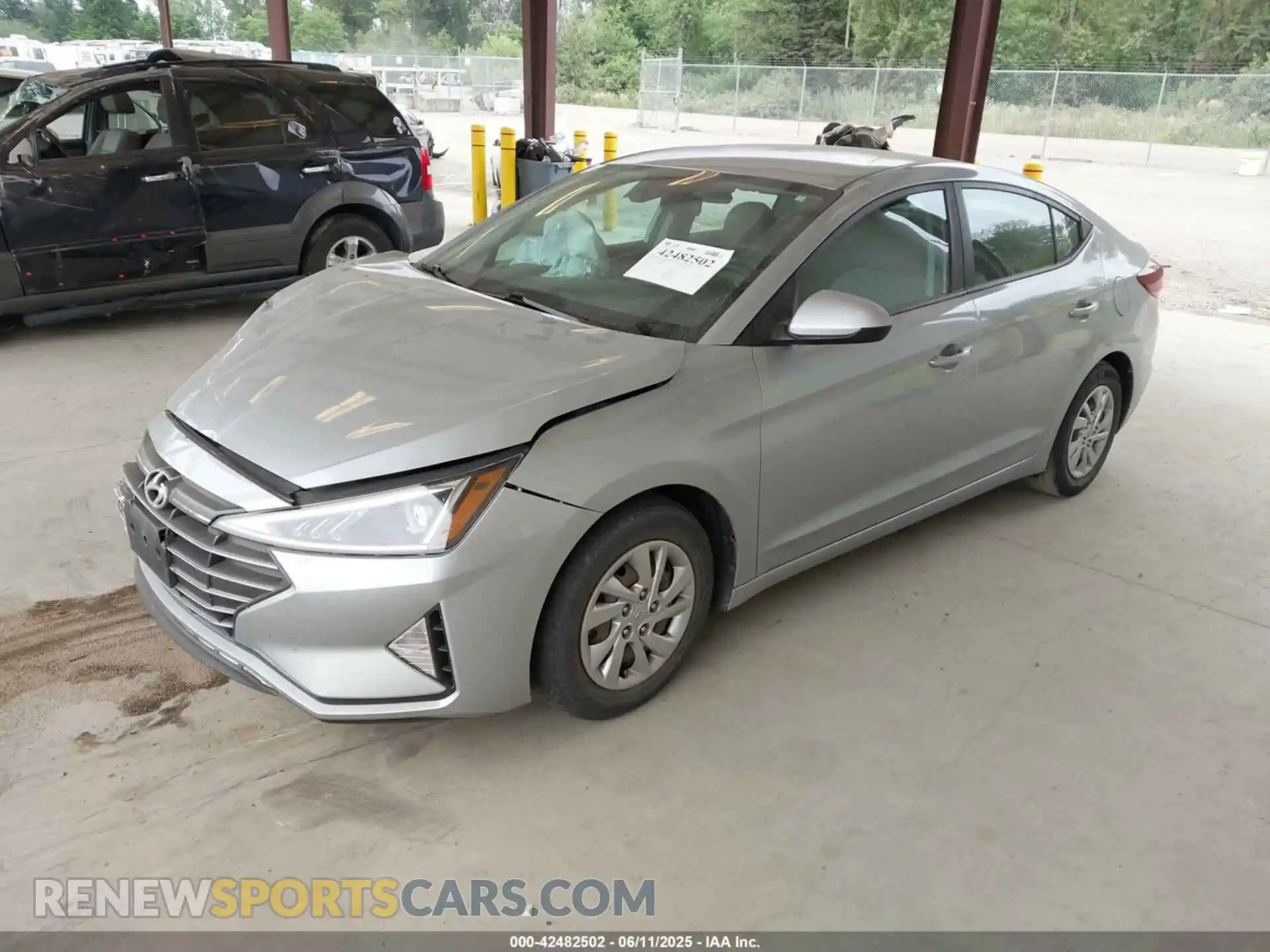 2 Фотография поврежденного автомобиля KMHD74LF7LU988357 HYUNDAI ELANTRA 2020