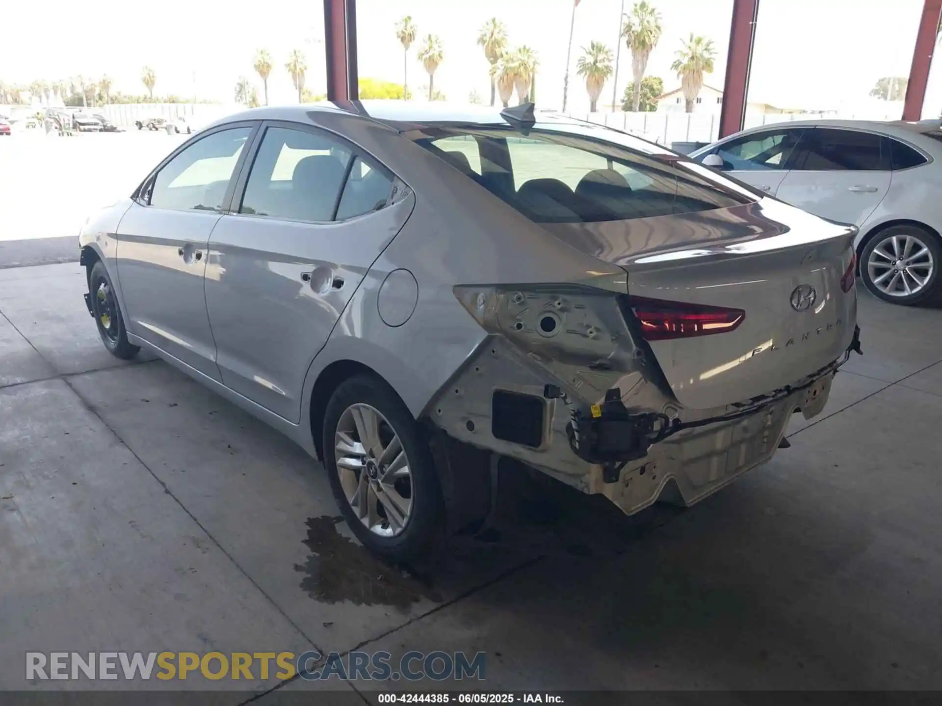 3 Photograph of a damaged car KMHD84LF1LU080709 HYUNDAI ELANTRA 2020