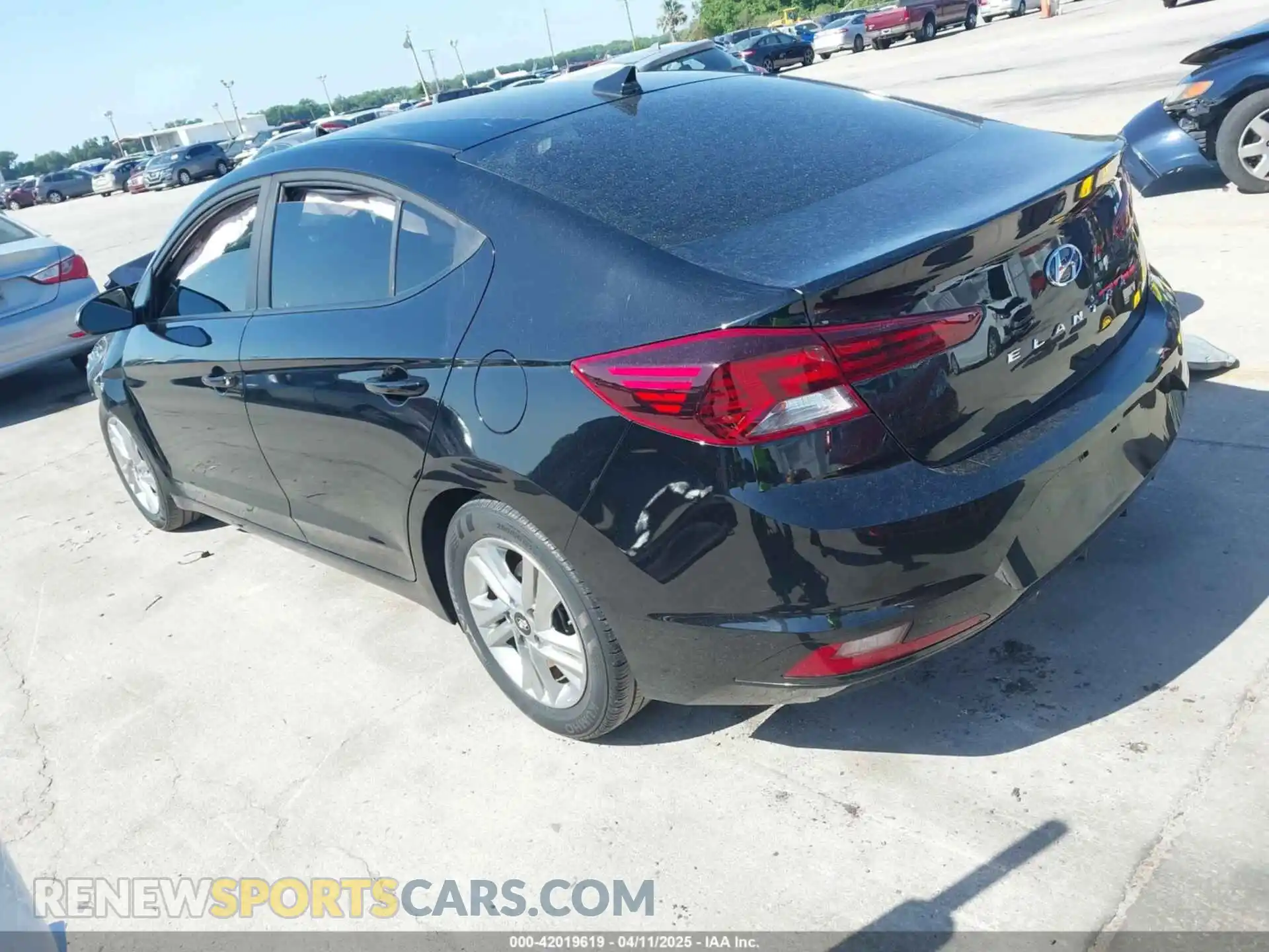 3 Photograph of a damaged car KMHD84LF2LU065698 HYUNDAI ELANTRA 2020