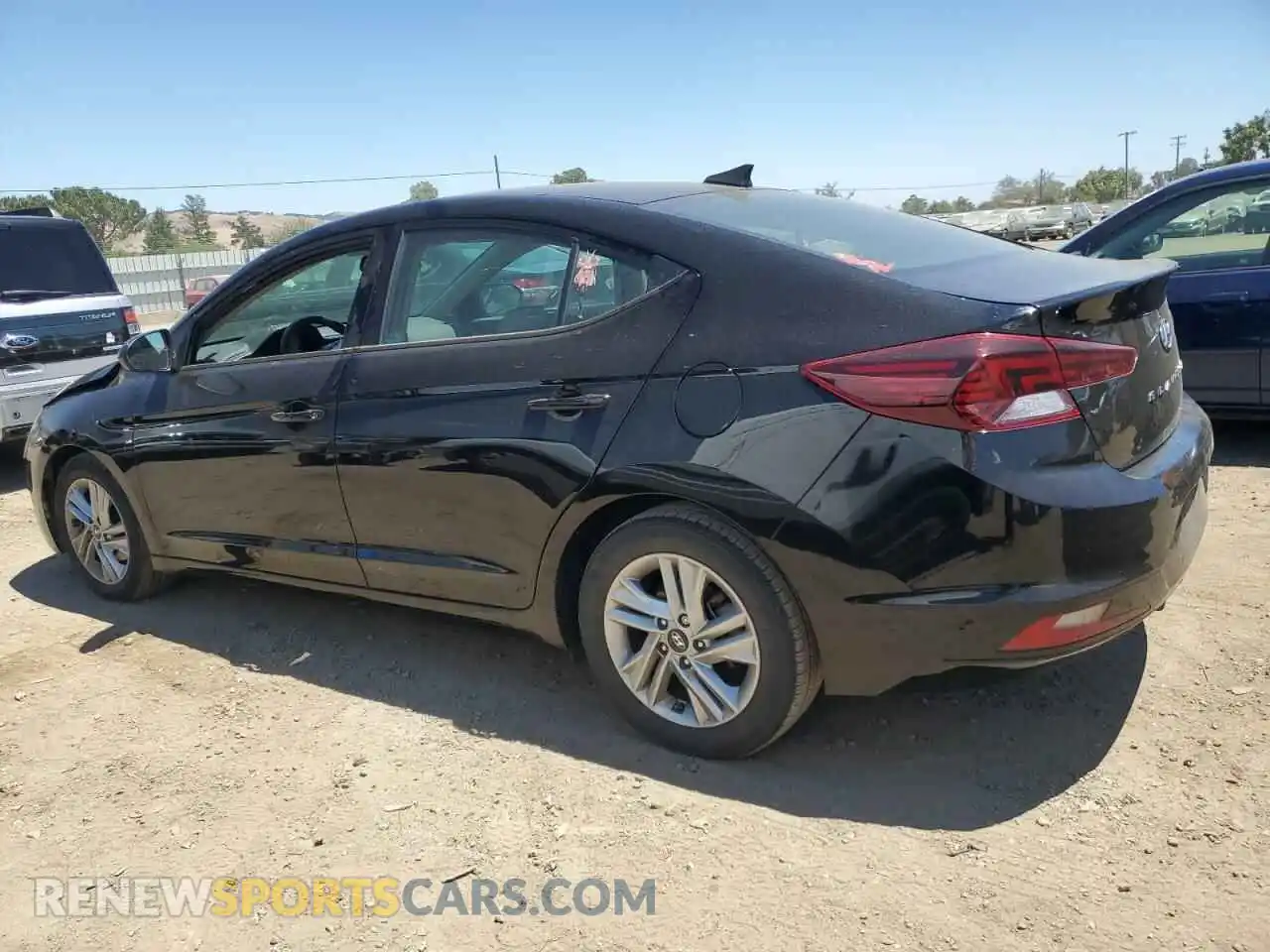 2 Фотография поврежденного автомобиля KMHD84LF4LU991147 HYUNDAI ELANTRA 2020