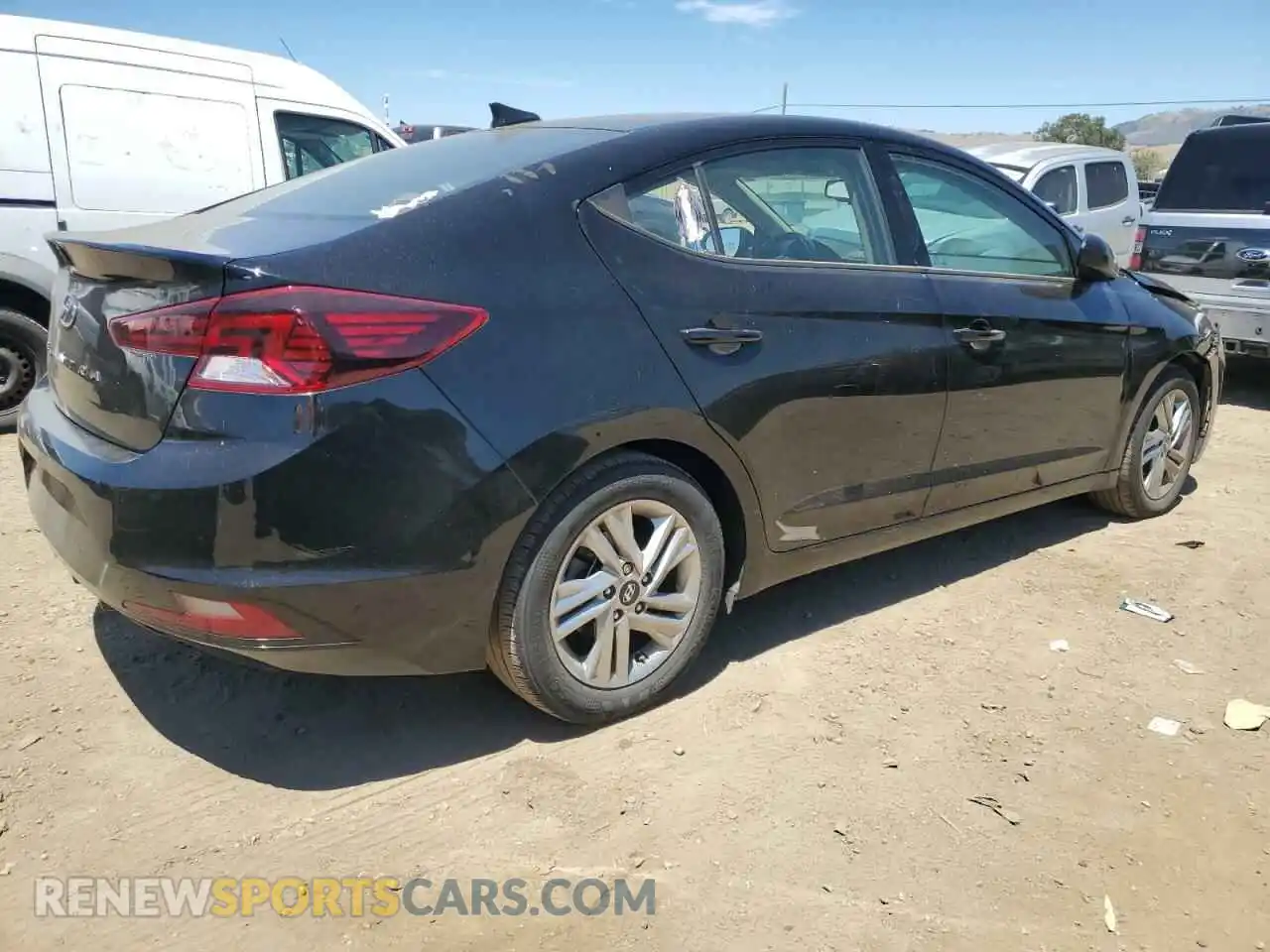 3 Фотография поврежденного автомобиля KMHD84LF4LU991147 HYUNDAI ELANTRA 2020