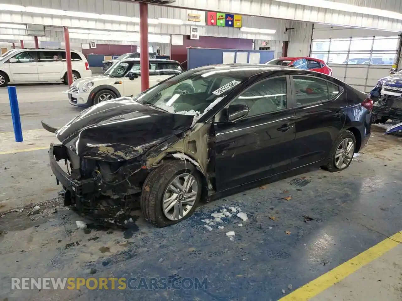 1 Фотография поврежденного автомобиля KMHD84LF6LU071732 HYUNDAI ELANTRA 2020