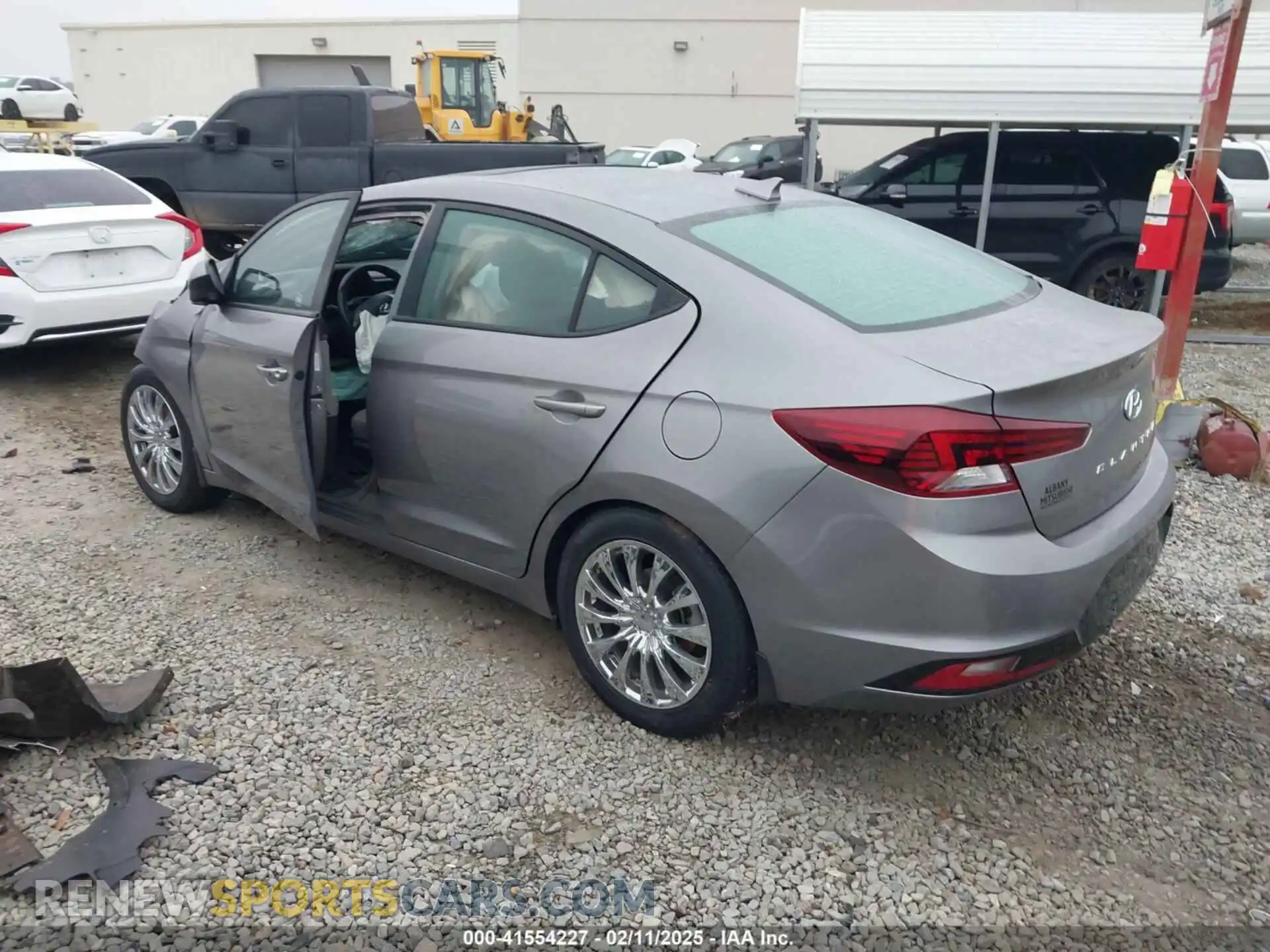 3 Photograph of a damaged car KMHD84LF6LU105488 HYUNDAI ELANTRA 2020