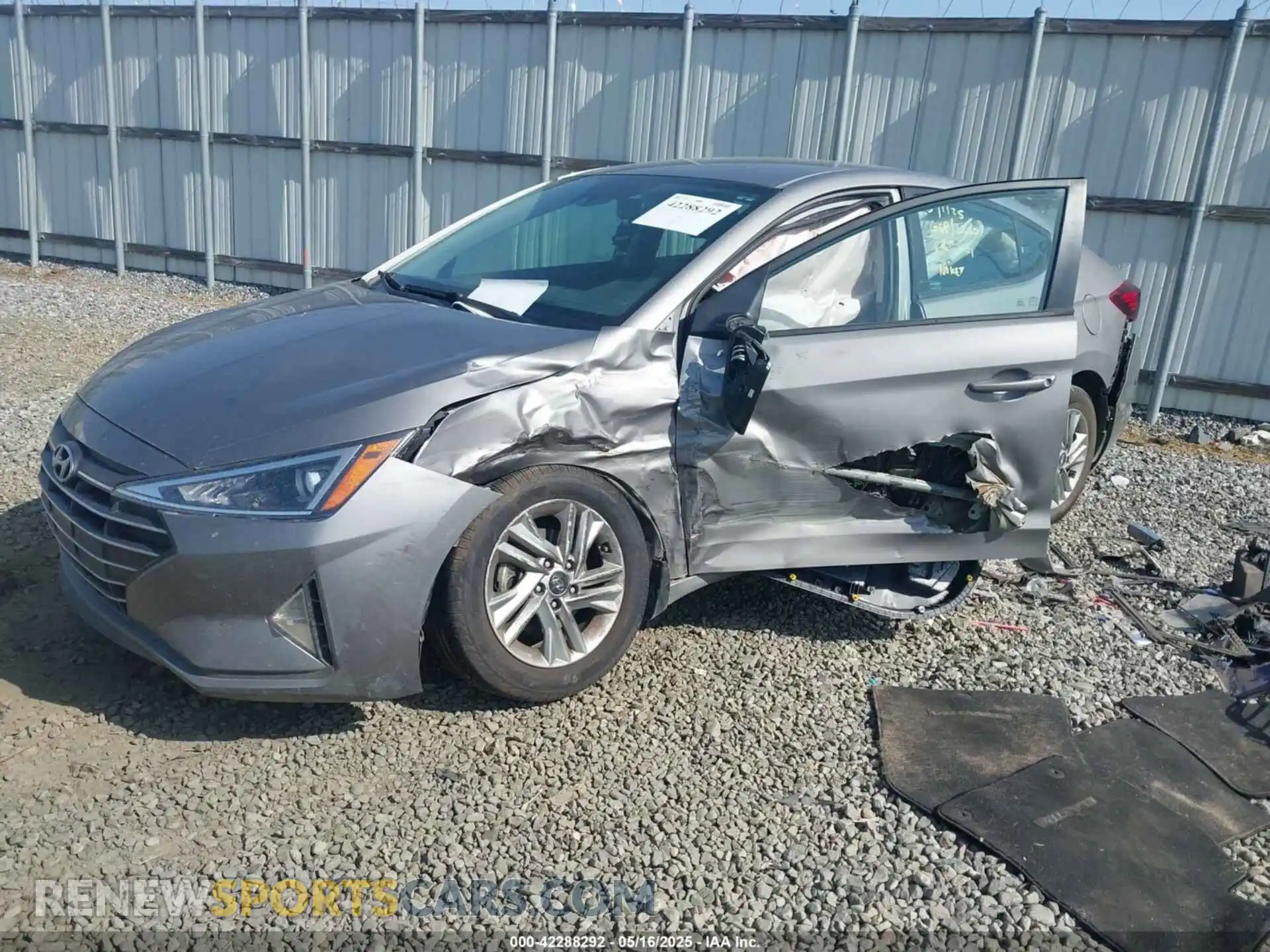 2 Photograph of a damaged car KMHD84LF7LU105161 HYUNDAI ELANTRA 2020