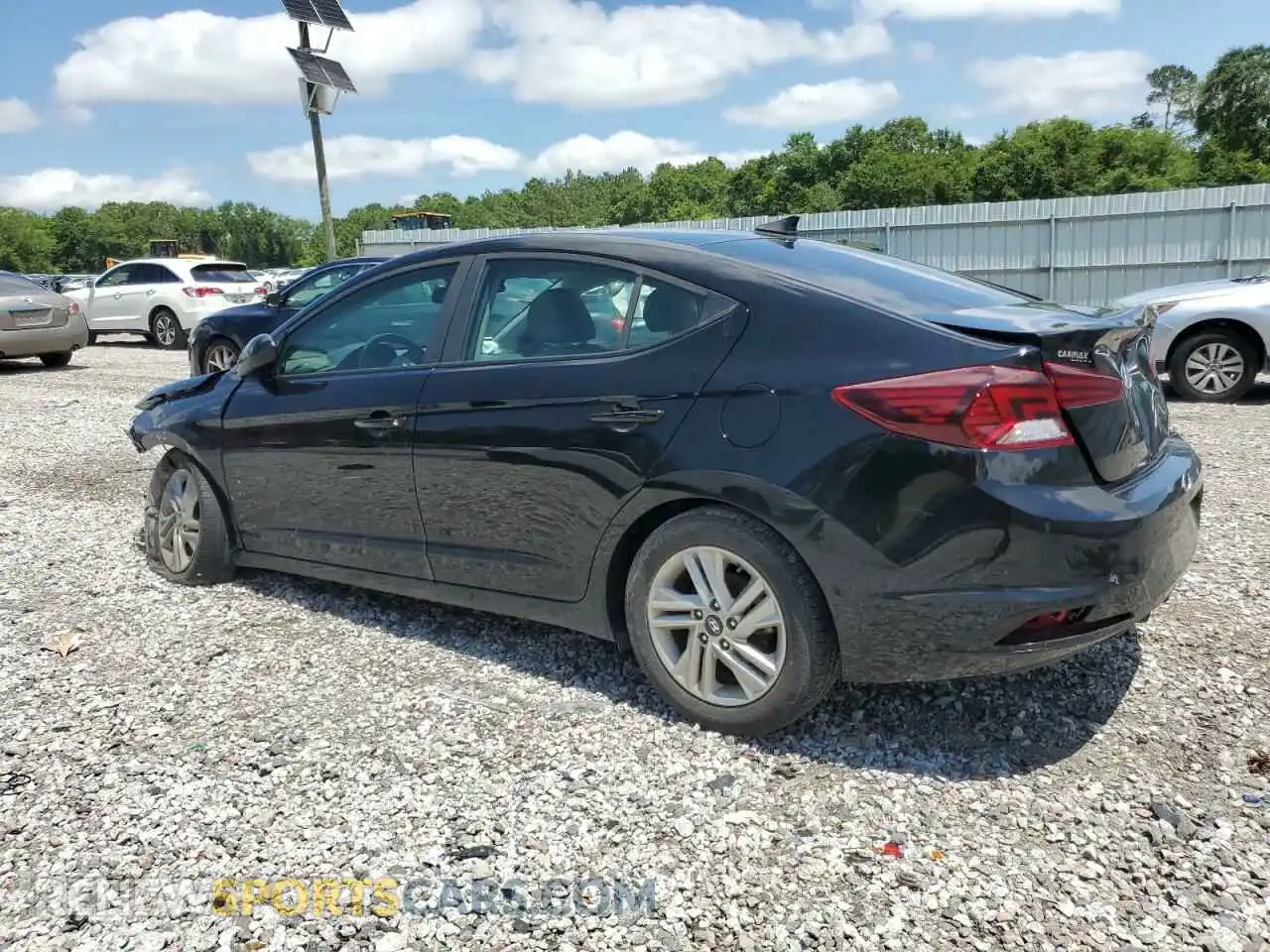 2 Фотография поврежденного автомобиля KMHD84LF9LU072289 HYUNDAI ELANTRA 2020