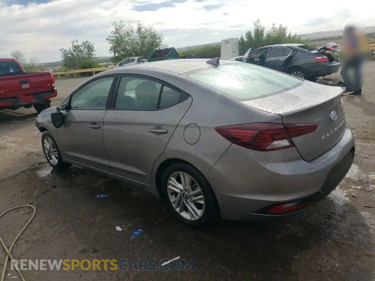 2 fotografías del automóvil dañado KMHD84LF9LU902771 HYUNDAI ELANTRA 2020