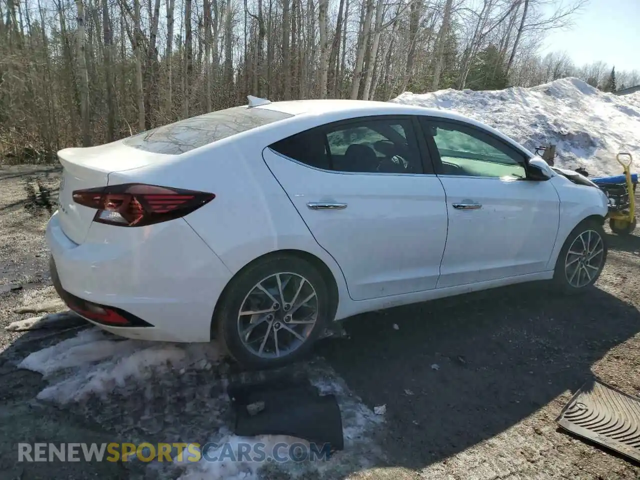 3 Photograph of a damaged car KMHD84LF9LU990835 HYUNDAI ELANTRA 2020