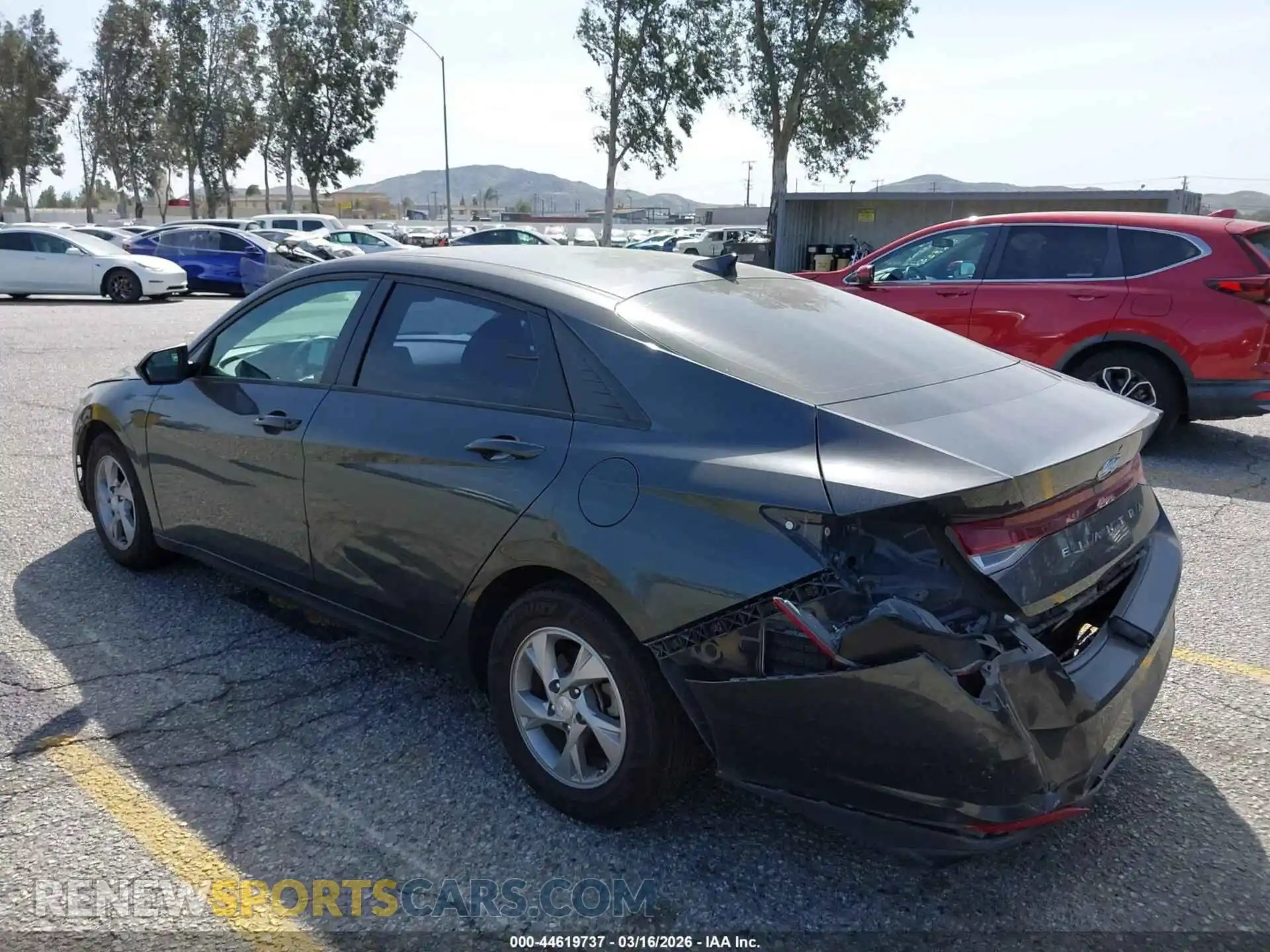 3 Photograph of a damaged car 5NPLL4AG0MH024878 HYUNDAI ELANTRA 2021