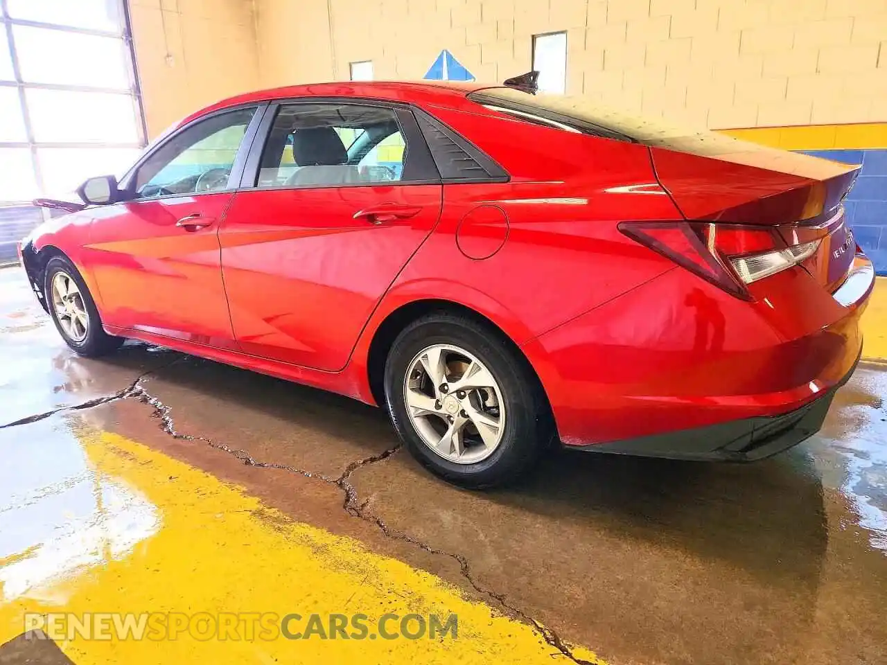 2 fotografías del automóvil dañado 5NPLL4AG0MH049845 HYUNDAI ELANTRA 2021
