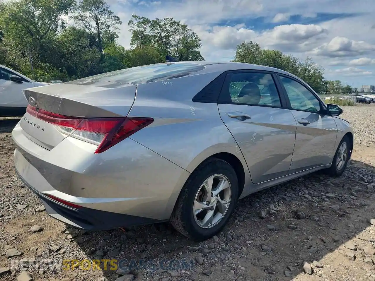3 fotografías del automóvil dañado 5NPLL4AG1MH011069 HYUNDAI ELANTRA 2021