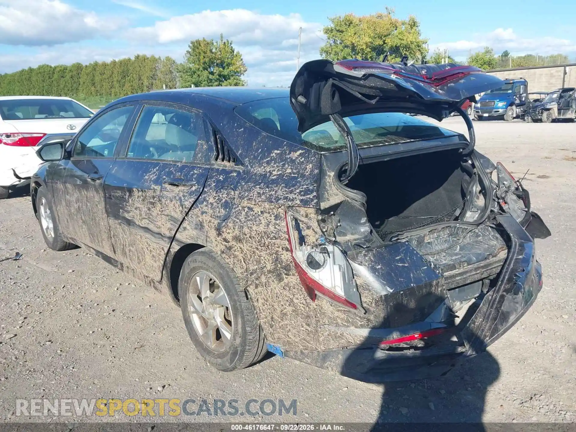 3 Photograph of a damaged car 5NPLL4AG2MH014482 HYUNDAI ELANTRA 2021