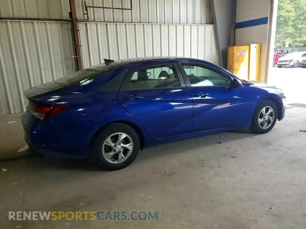 3 Photograph of a damaged car 5NPLL4AG2MH038121 HYUNDAI ELANTRA 2021