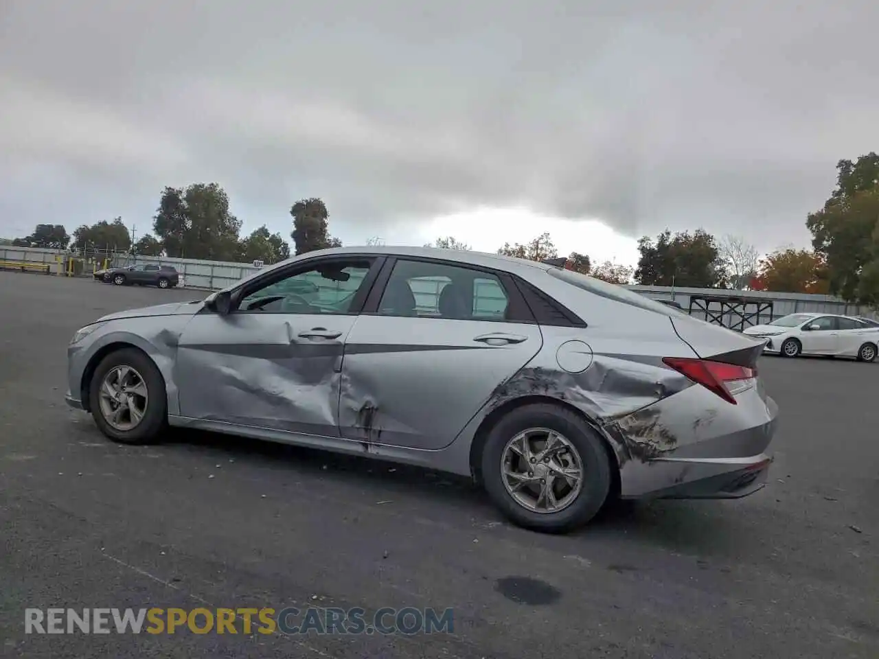 2 Photograph of a damaged car 5NPLL4AG2MH044422 HYUNDAI ELANTRA 2021