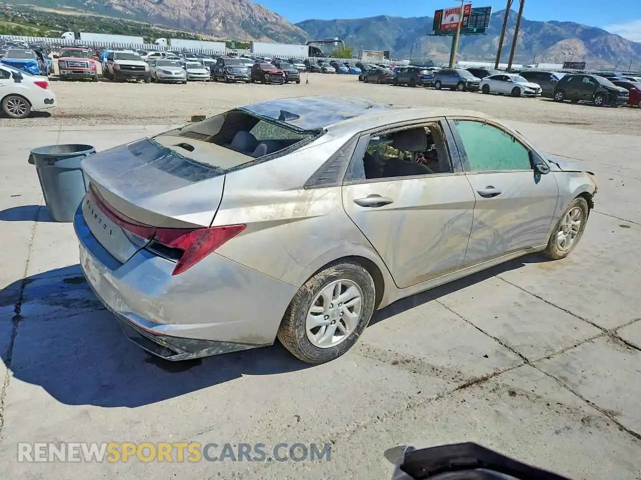 3 Photograph of a damaged car 5NPLL4AG5MH046861 HYUNDAI ELANTRA 2021
