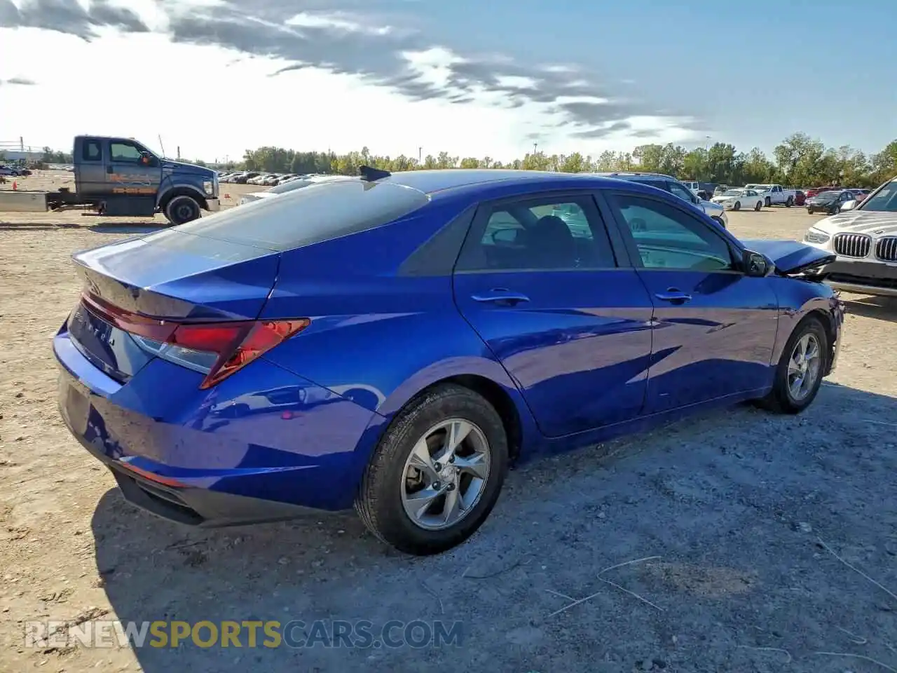 3 Photograph of a damaged car 5NPLL4AG7MH030337 HYUNDAI ELANTRA 2021