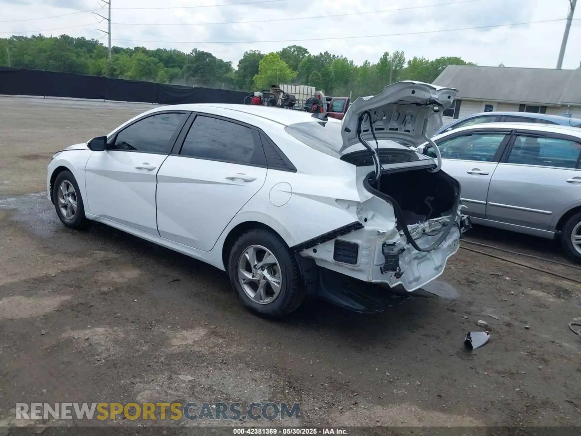 3 Photograph of a damaged car 5NPLL4AG8MH016527 HYUNDAI ELANTRA 2021