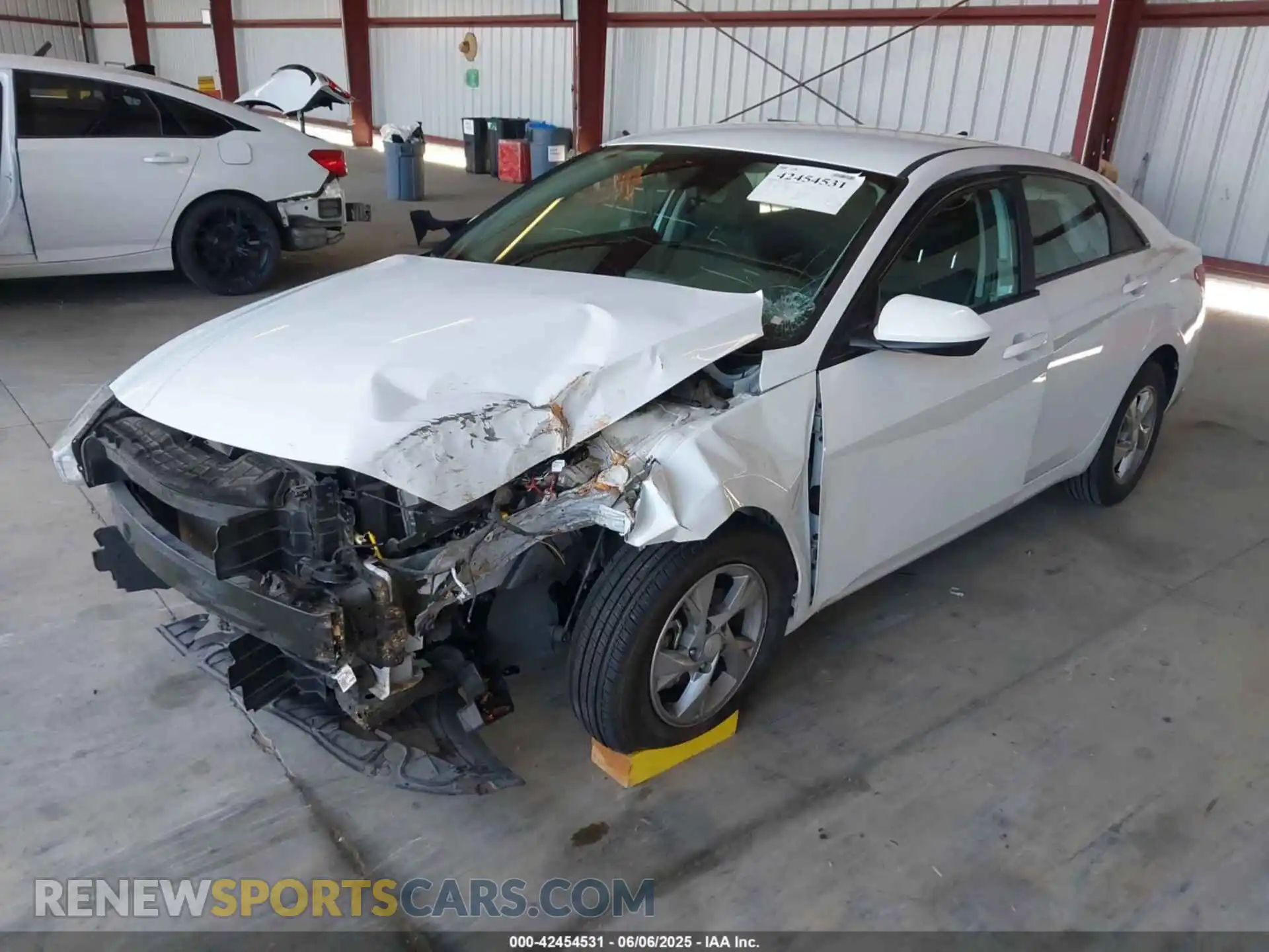 2 Photograph of a damaged car 5NPLL4AG8MH022005 HYUNDAI ELANTRA 2021