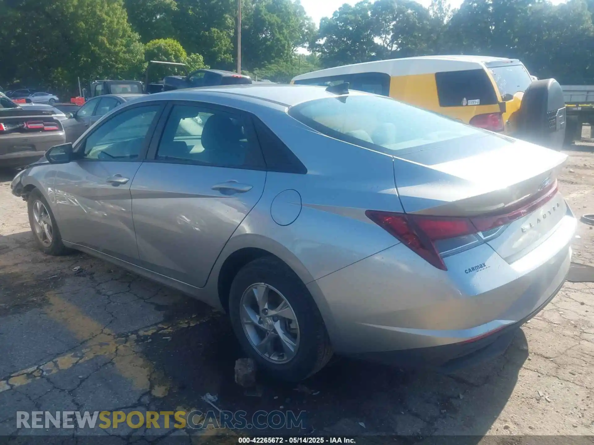 3 Photograph of a damaged car 5NPLL4AG8MH052542 HYUNDAI ELANTRA 2021