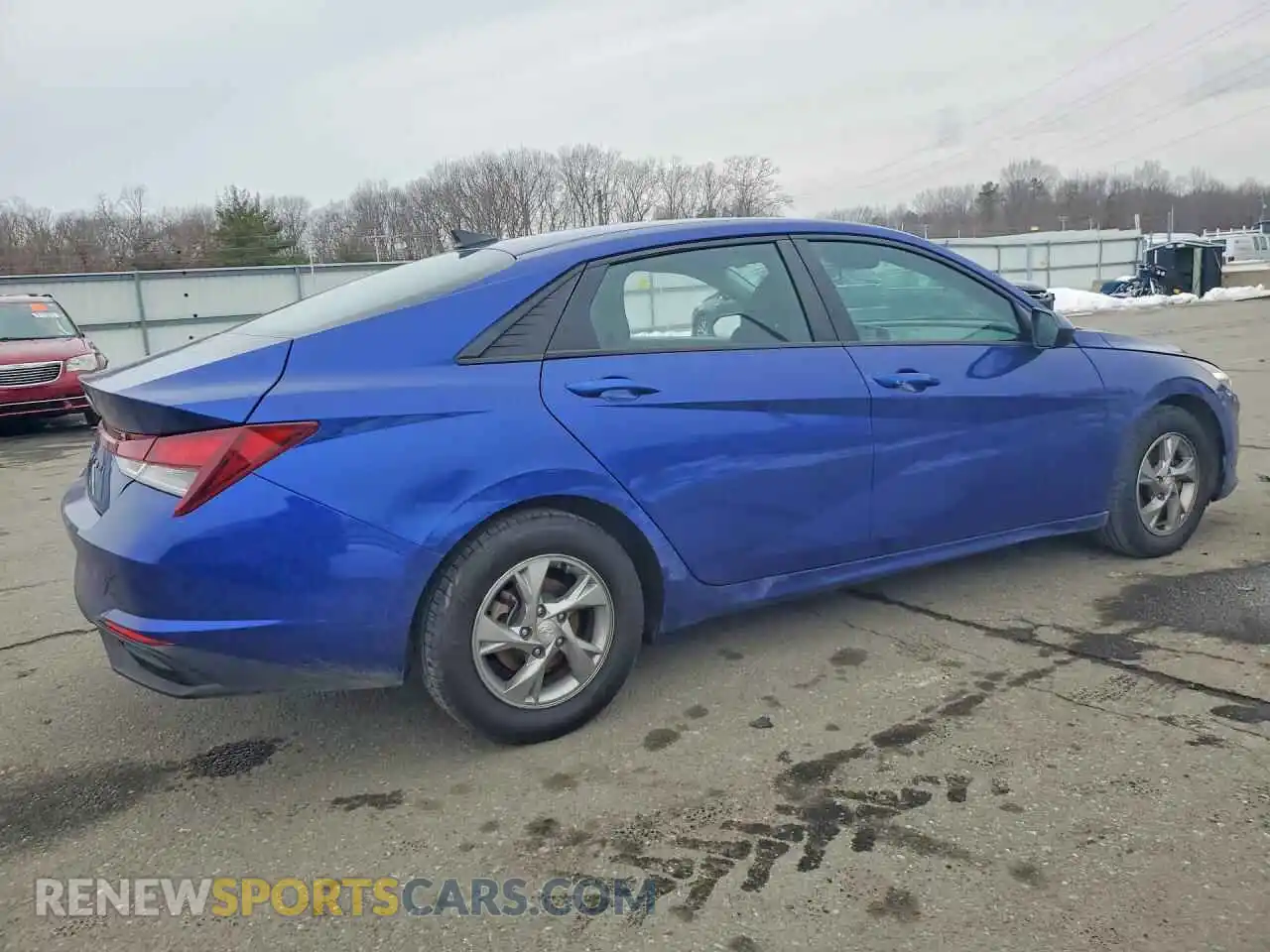 3 Photograph of a damaged car 5NPLL4AG8MH052671 HYUNDAI ELANTRA 2021