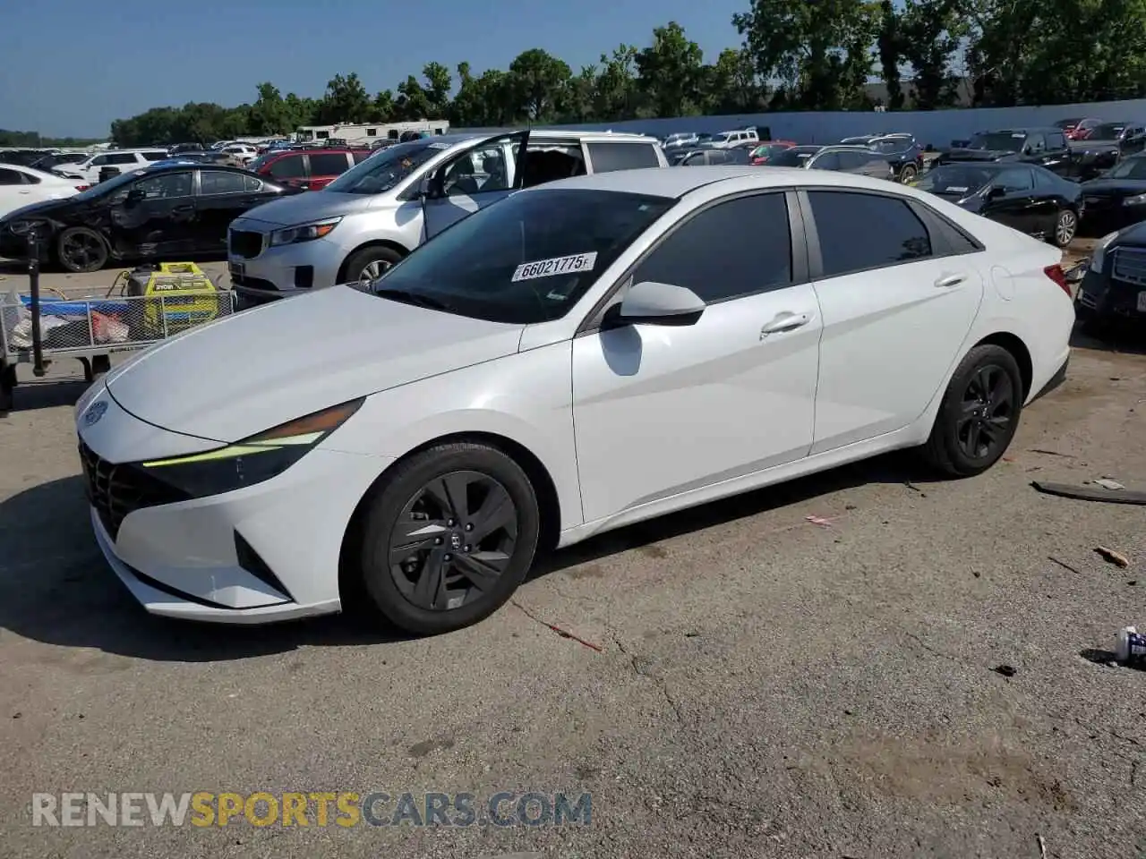 1 Photograph of a damaged car 5NPLM4AG0MH020343 HYUNDAI ELANTRA 2021