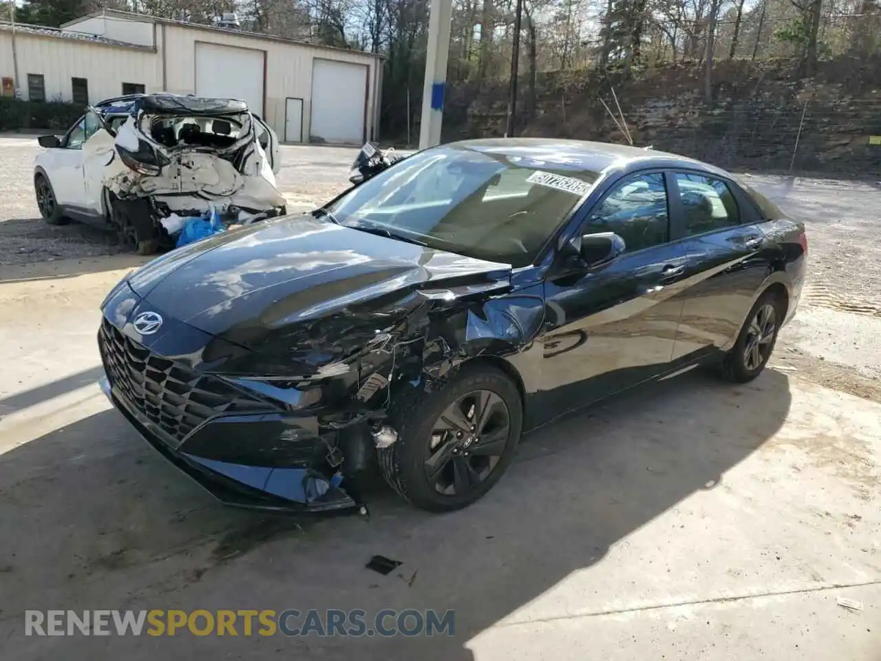 1 Photograph of a damaged car 5NPLM4AG0MH036025 HYUNDAI ELANTRA 2021