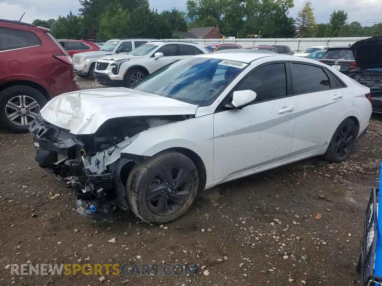 1 Photograph of a damaged car 5NPLM4AG0MH042942 HYUNDAI ELANTRA 2021