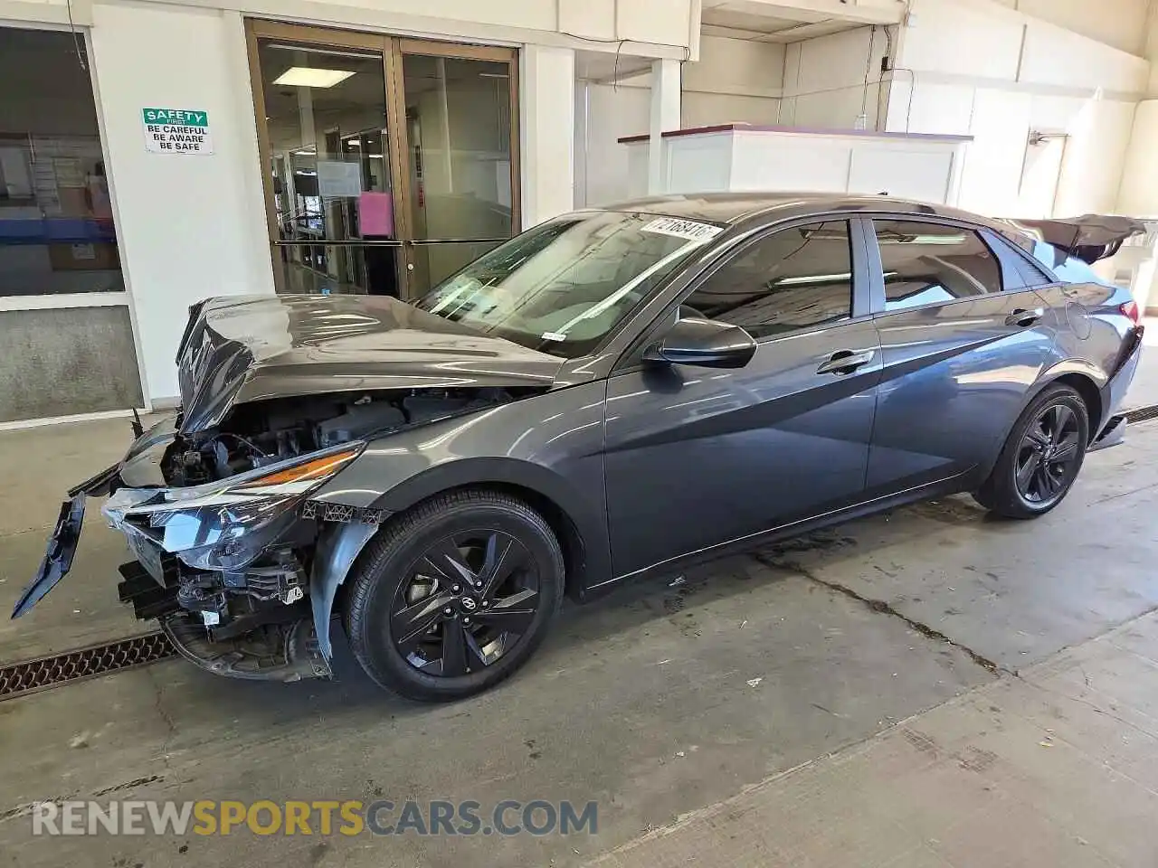 1 Photograph of a damaged car 5NPLM4AG0MH044013 HYUNDAI ELANTRA 2021