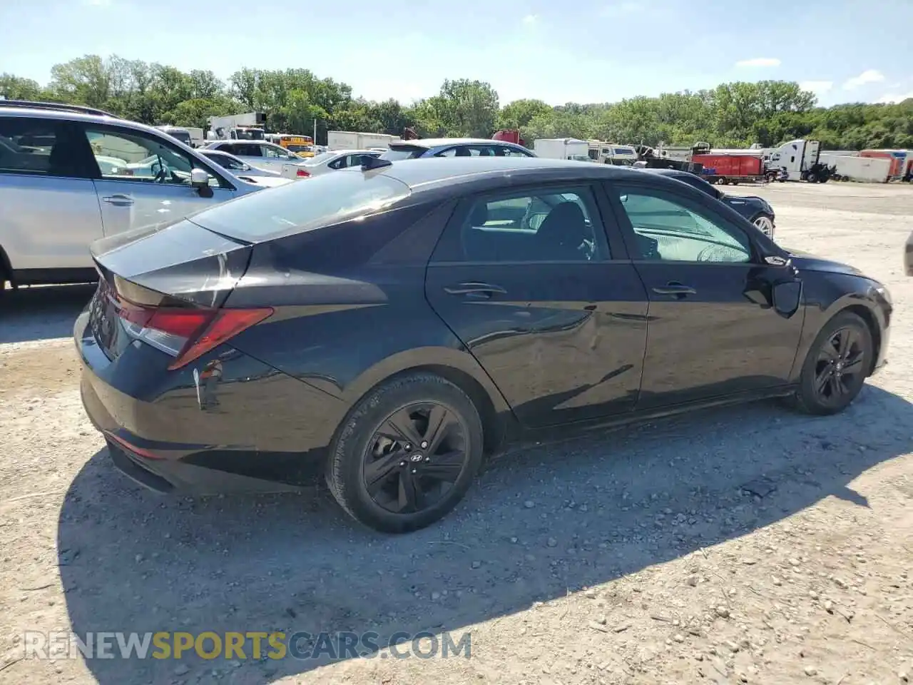 3 Photograph of a damaged car 5NPLM4AG0MH047557 HYUNDAI ELANTRA 2021