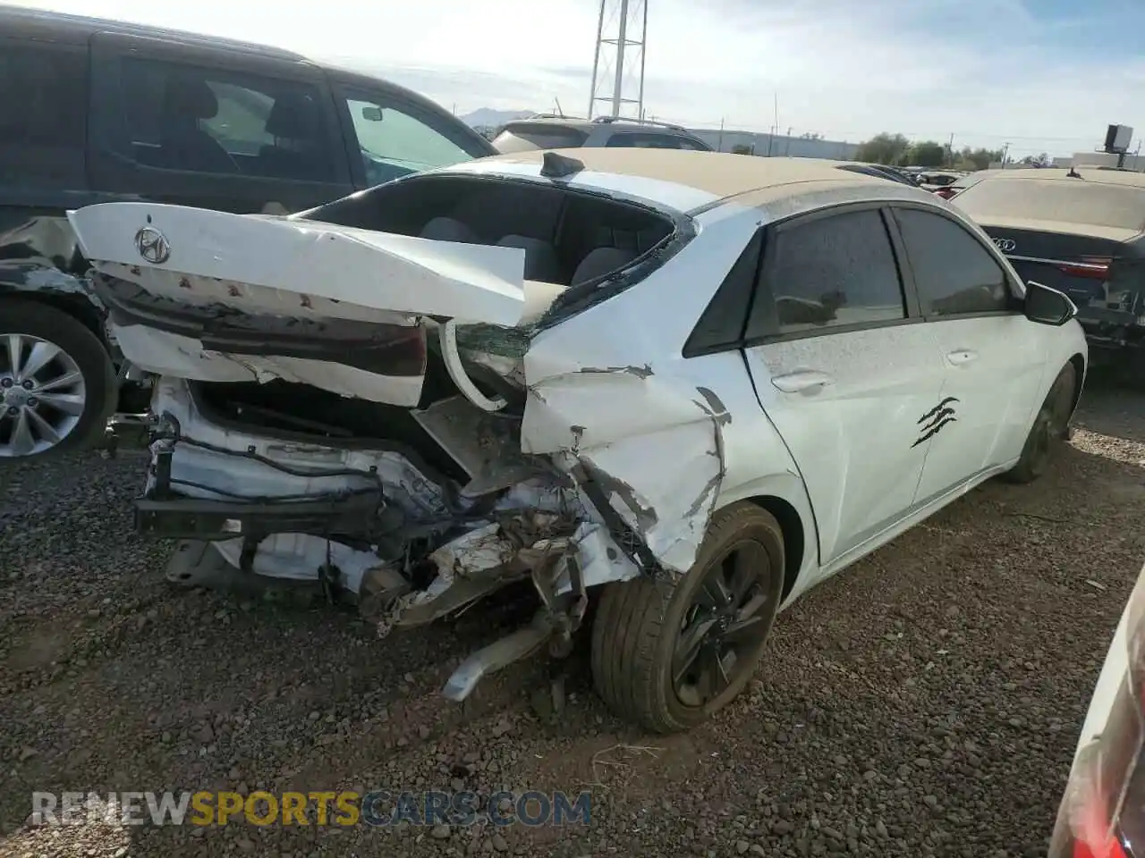 3 Photograph of a damaged car 5NPLM4AG1MH022604 HYUNDAI ELANTRA 2021
