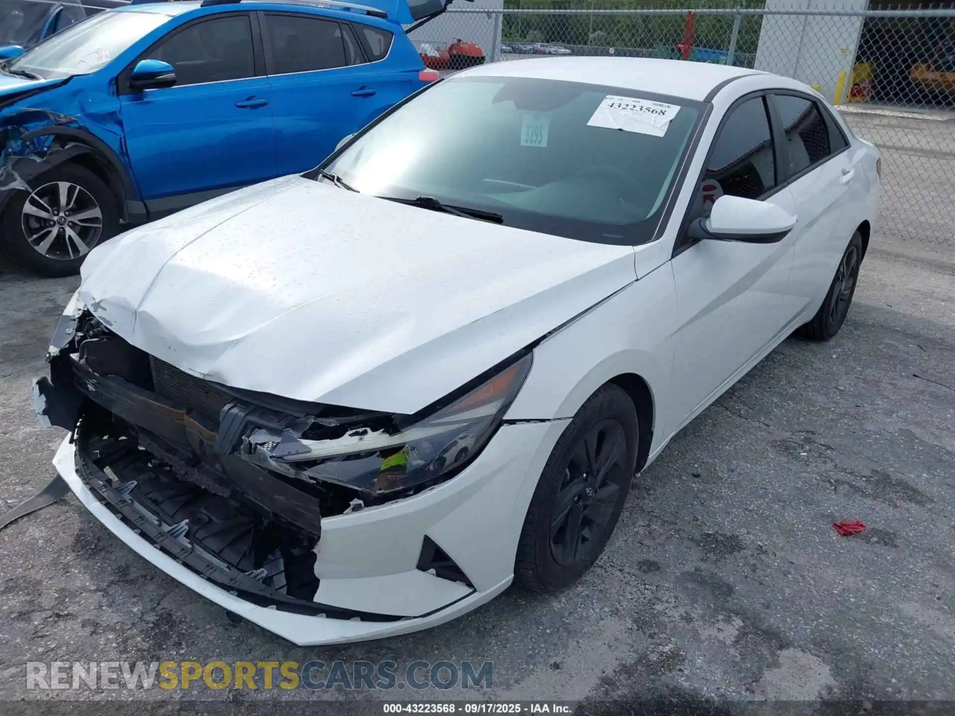 2 Photograph of a damaged car 5NPLM4AG1MH036664 HYUNDAI ELANTRA 2021