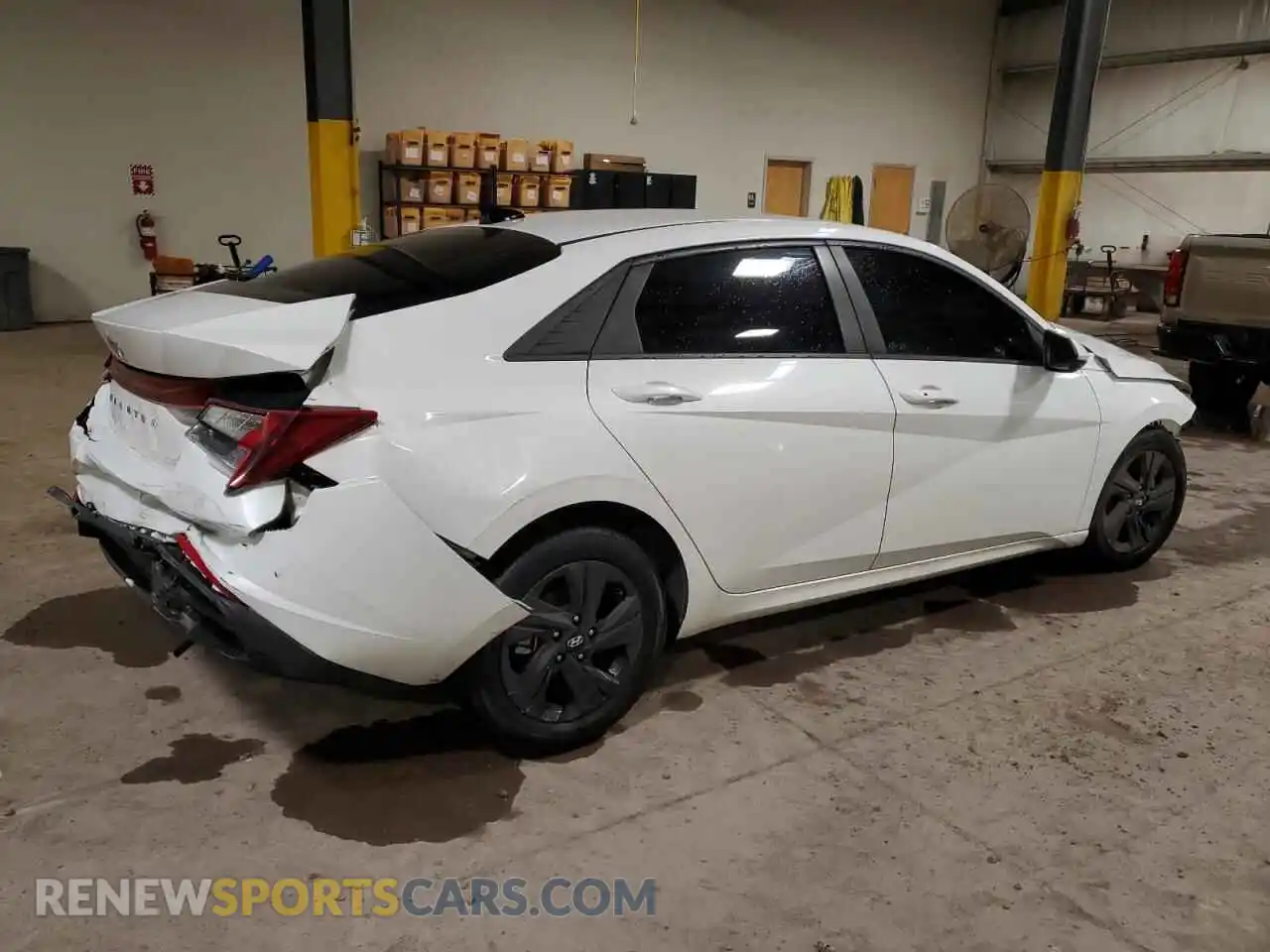 3 Photograph of a damaged car 5NPLM4AG1MH046398 HYUNDAI ELANTRA 2021
