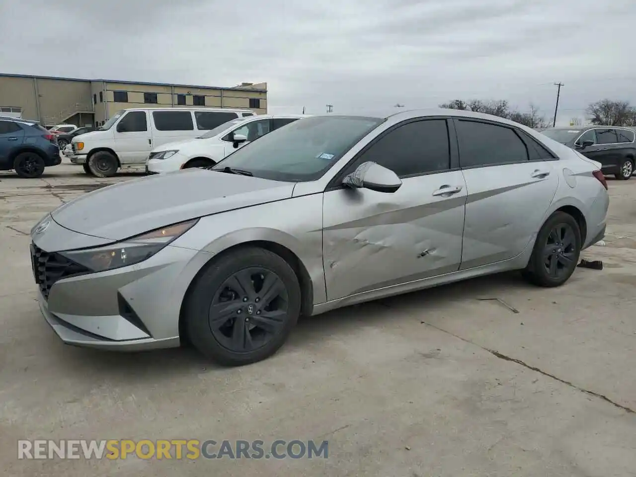 1 Photograph of a damaged car 5NPLM4AG2MH023034 HYUNDAI ELANTRA 2021