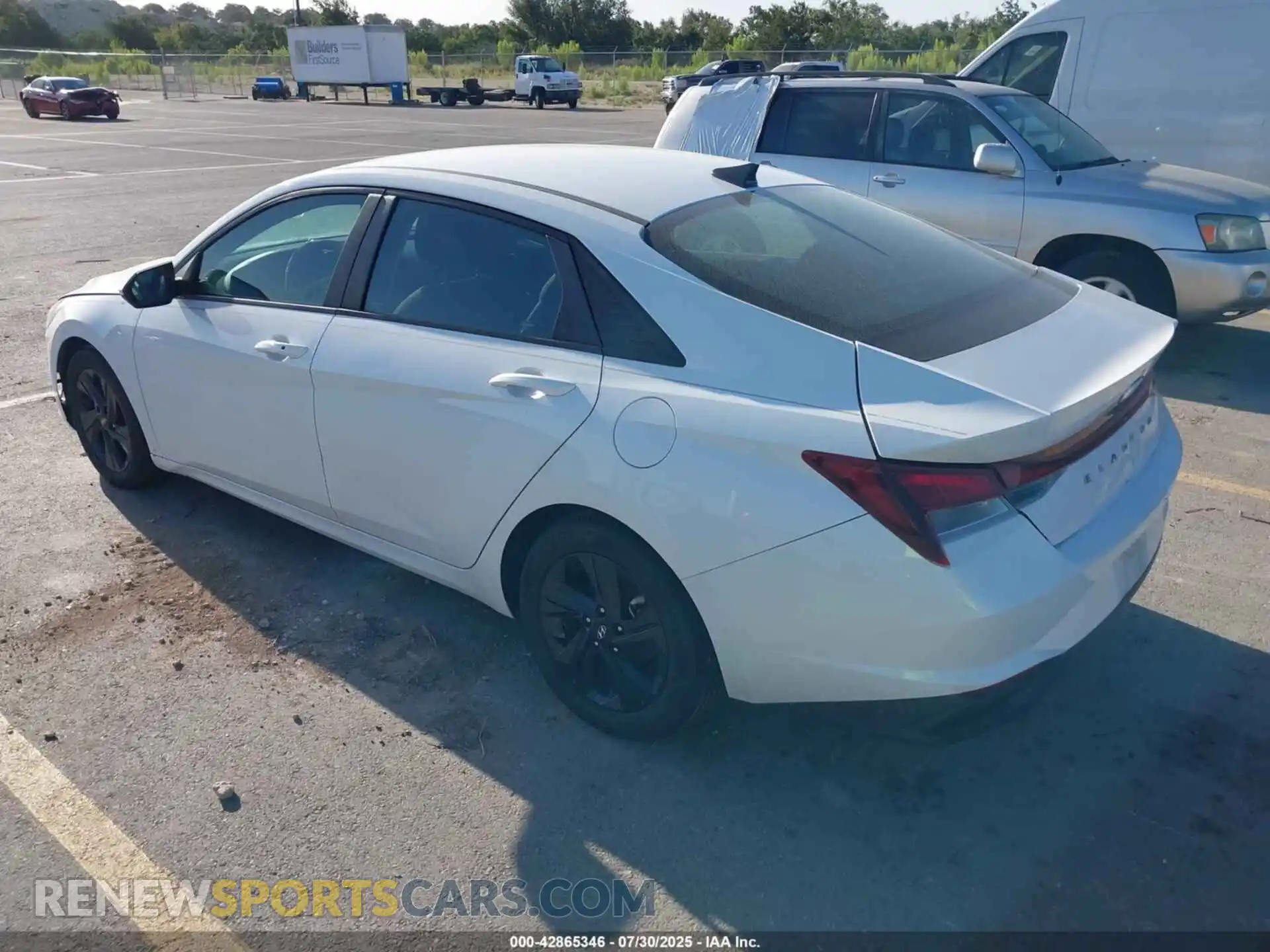 3 Photograph of a damaged car 5NPLM4AG2MH030985 HYUNDAI ELANTRA 2021