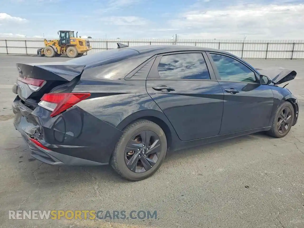 3 fotografías del automóvil dañado 5NPLM4AG2MH035619 HYUNDAI ELANTRA 2021